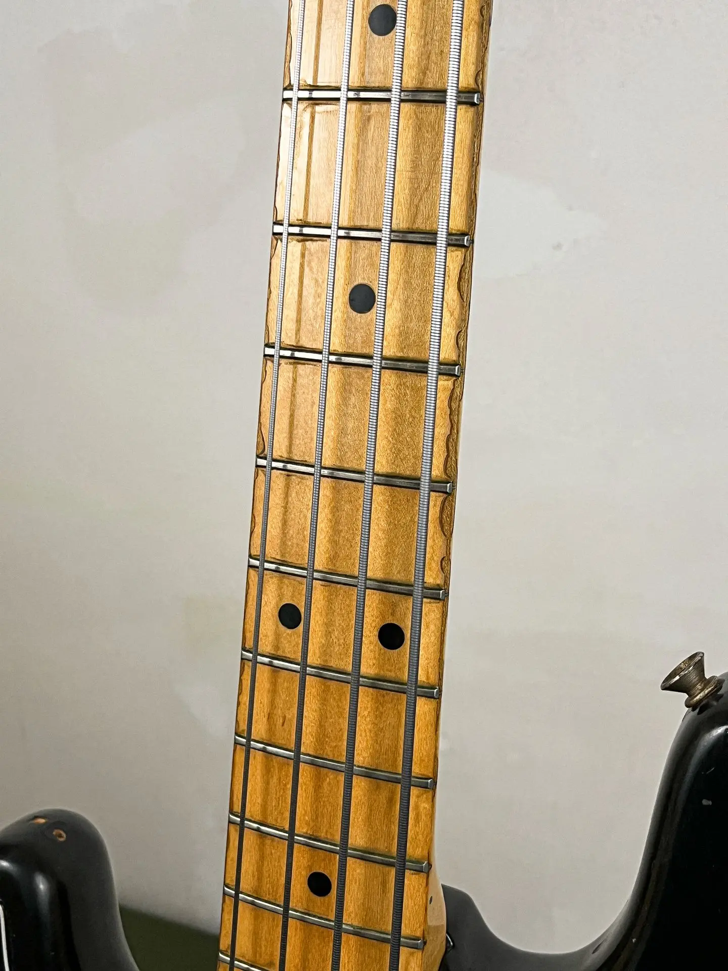 https://www.thestring.nl/web/image/product.image/2228/image_1920/