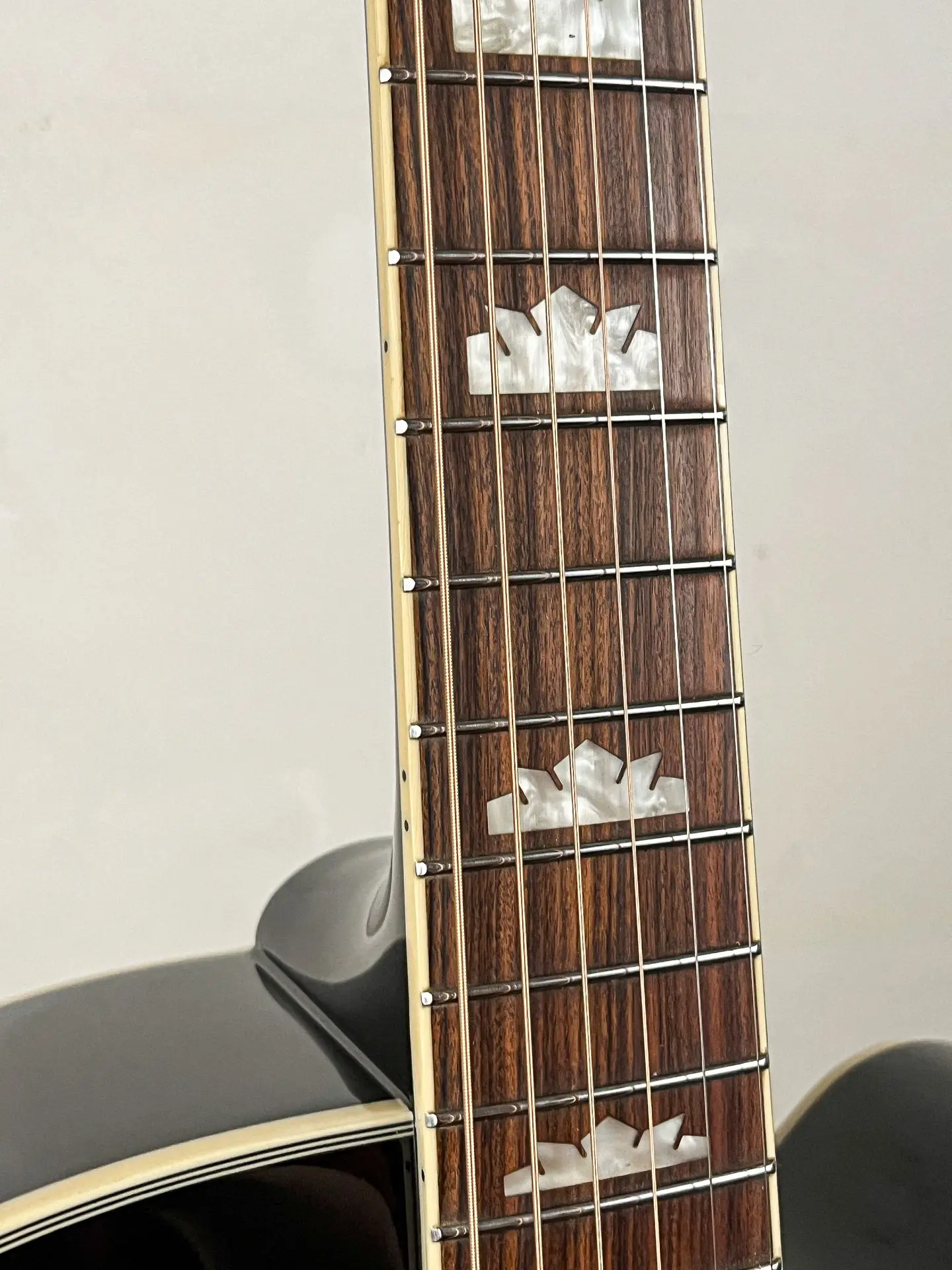 https://www.thestring.nl/web/image/product.image/2241/image_1920/