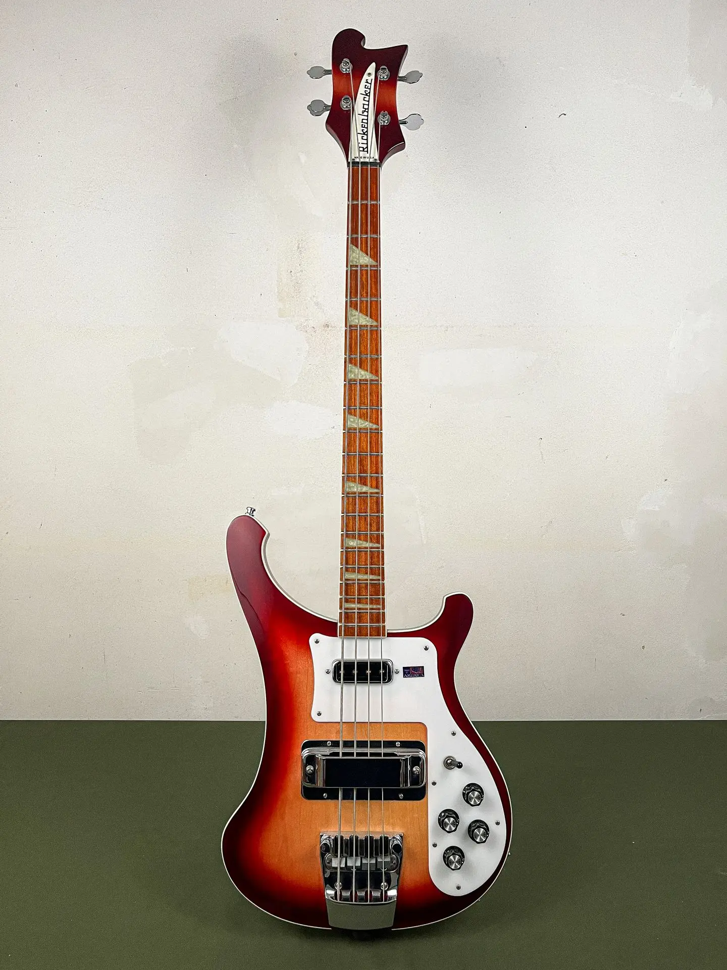 https://www.thestring.nl/web/image/product.image/2266/image_1920/