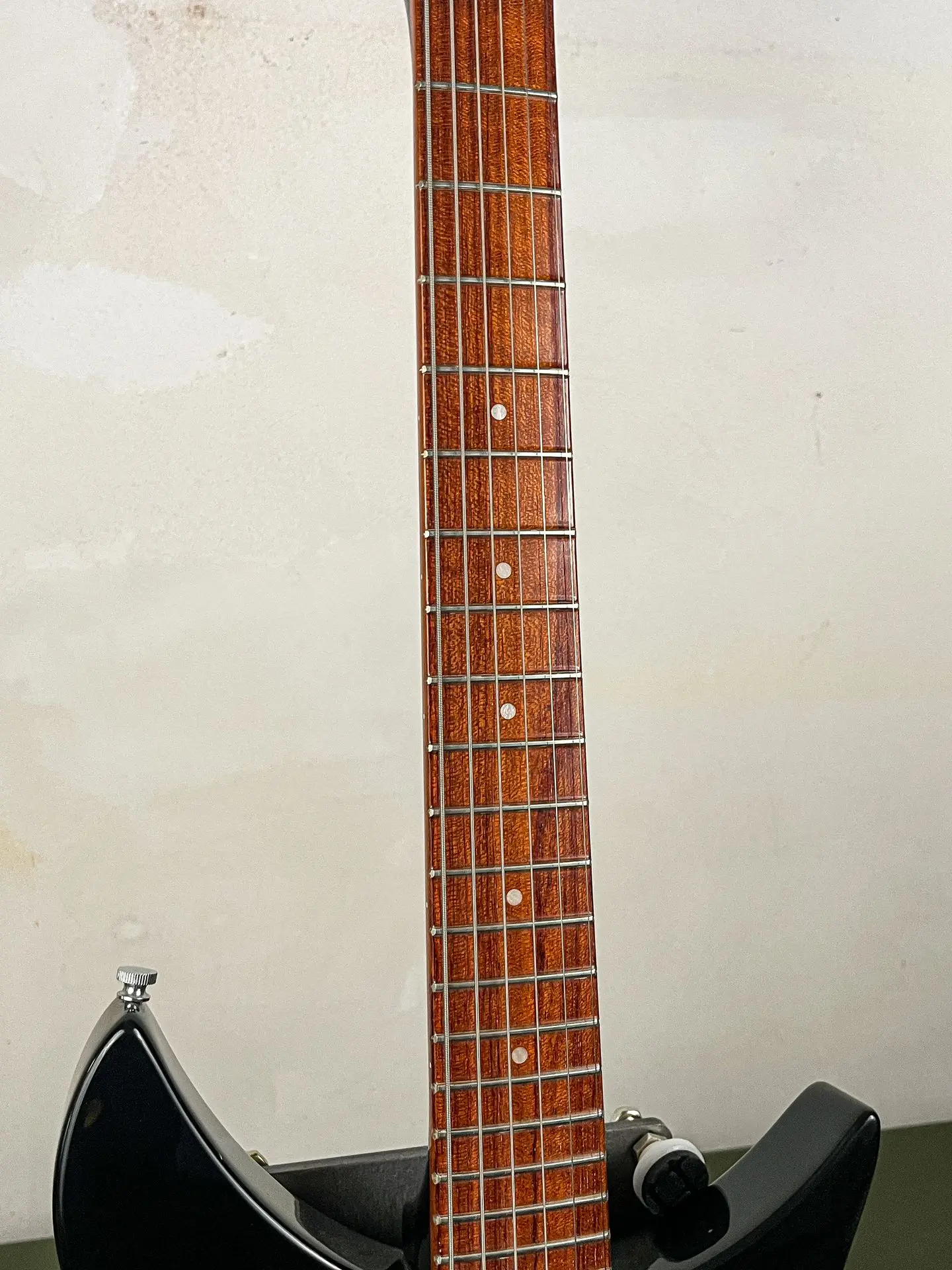 https://www.thestring.nl/web/image/product.image/2288/image_1920/