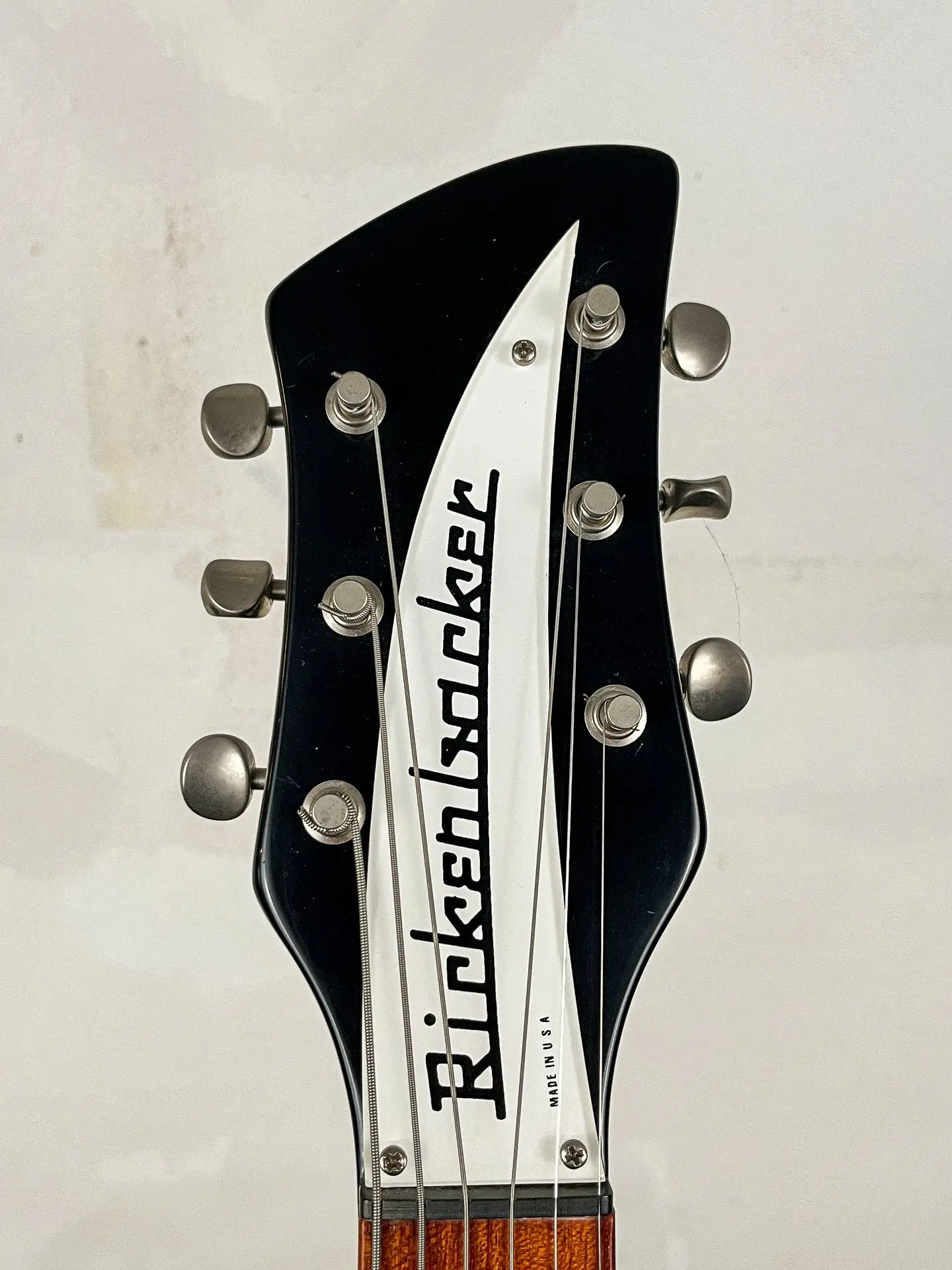https://www.thestring.nl/web/image/product.image/2292/image_1920/