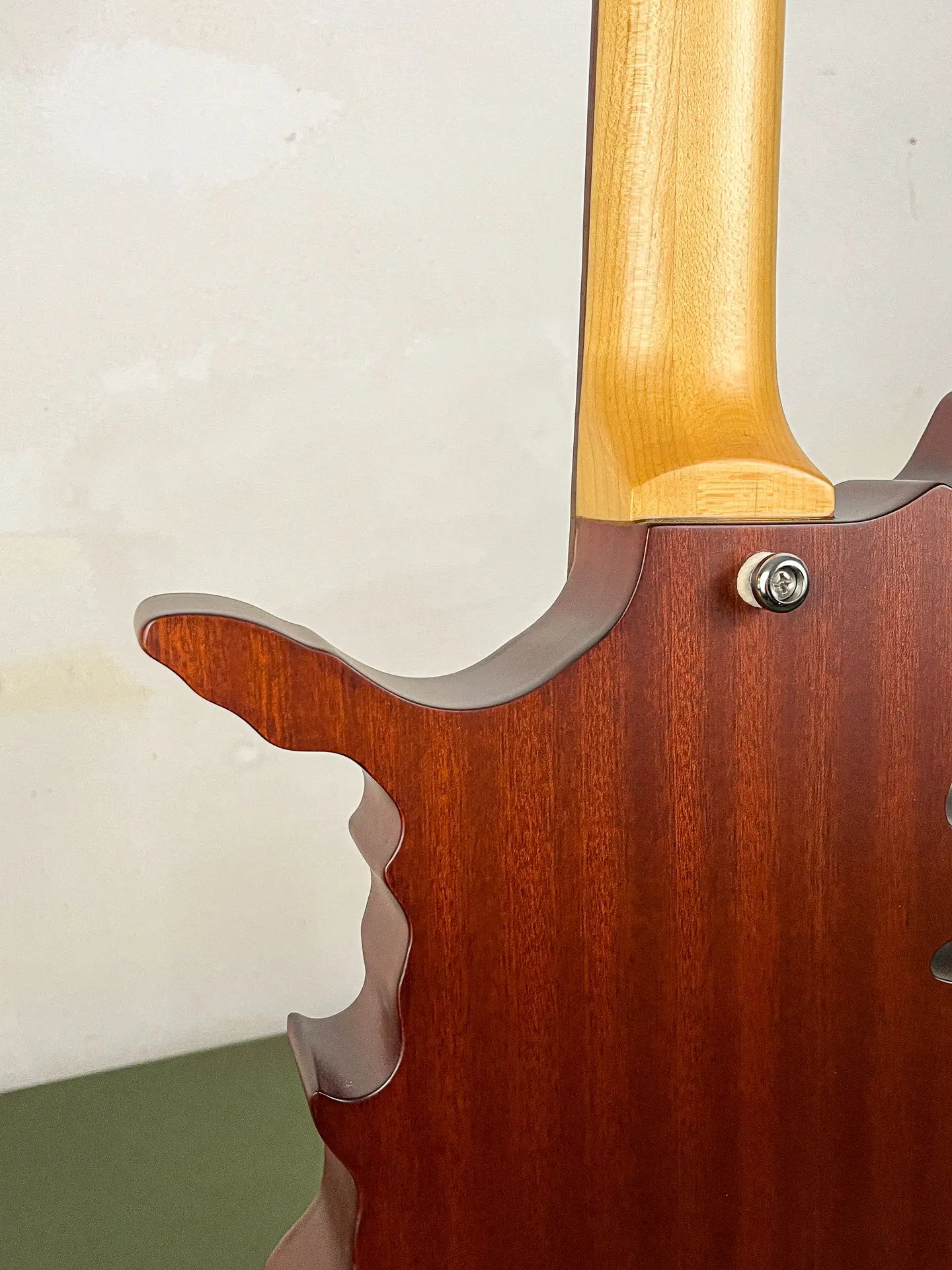https://www.thestring.nl/web/image/product.image/2307/image_1920/