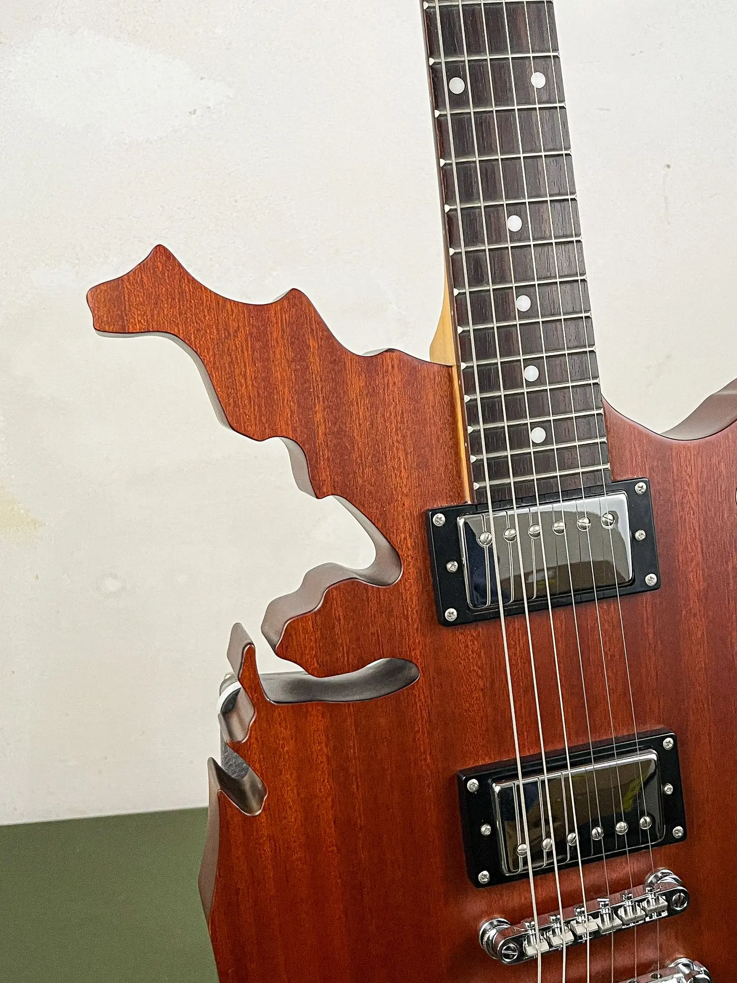 https://www.thestring.nl/web/image/product.image/2310/image_1920/