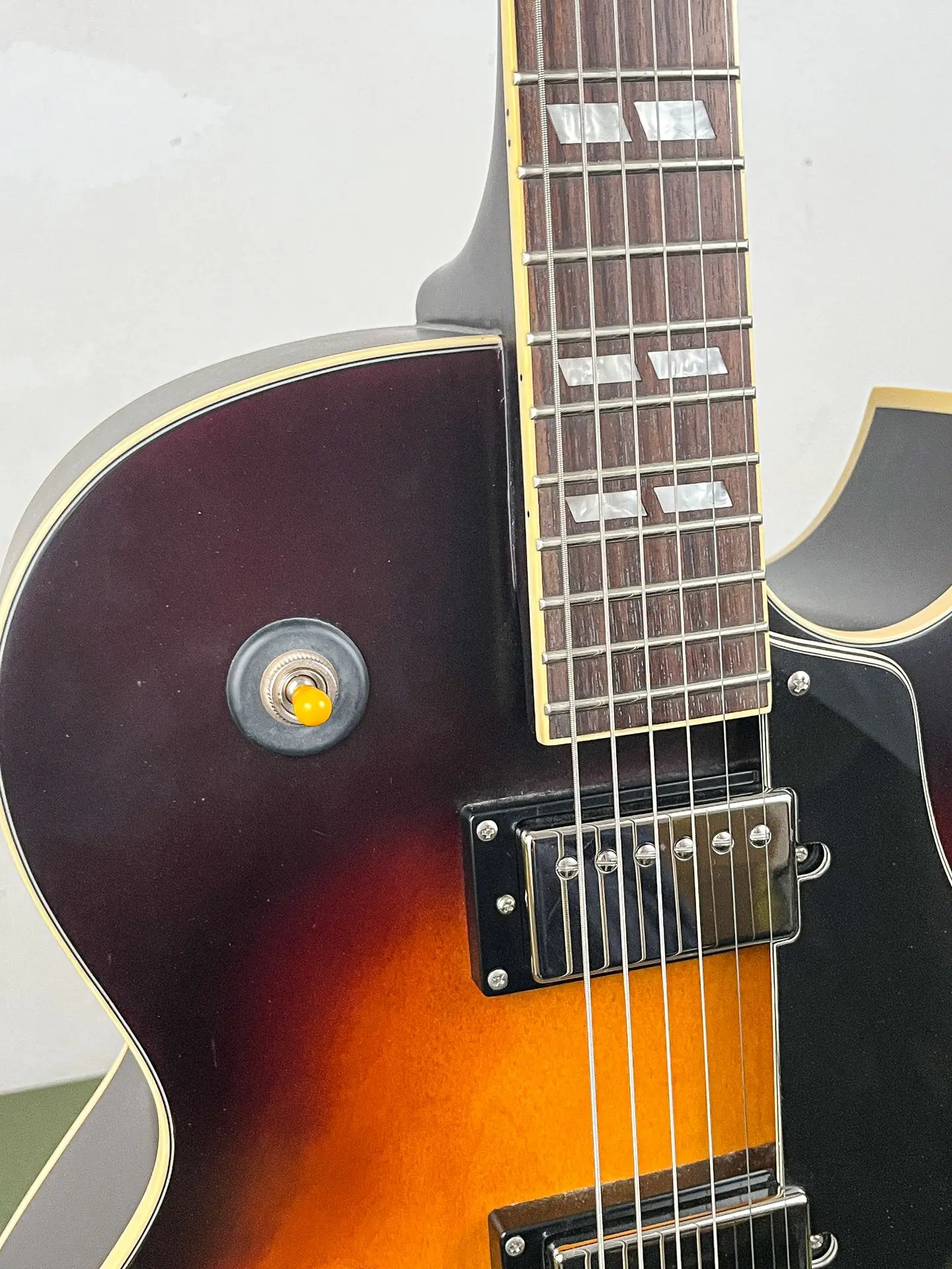 https://www.thestring.nl/web/image/product.image/2321/image_1920/