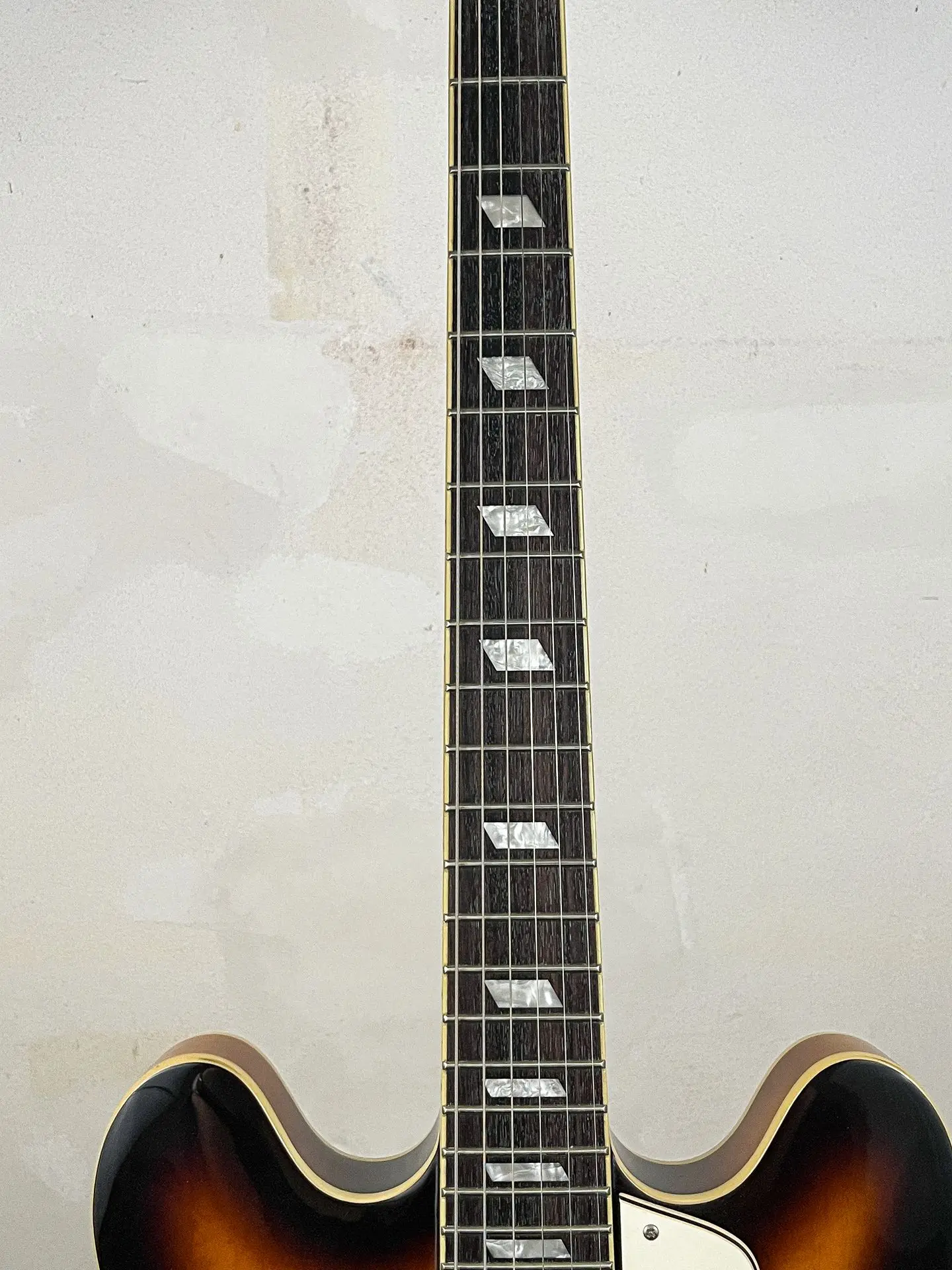 https://www.thestring.nl/web/image/product.image/2371/image_1920/