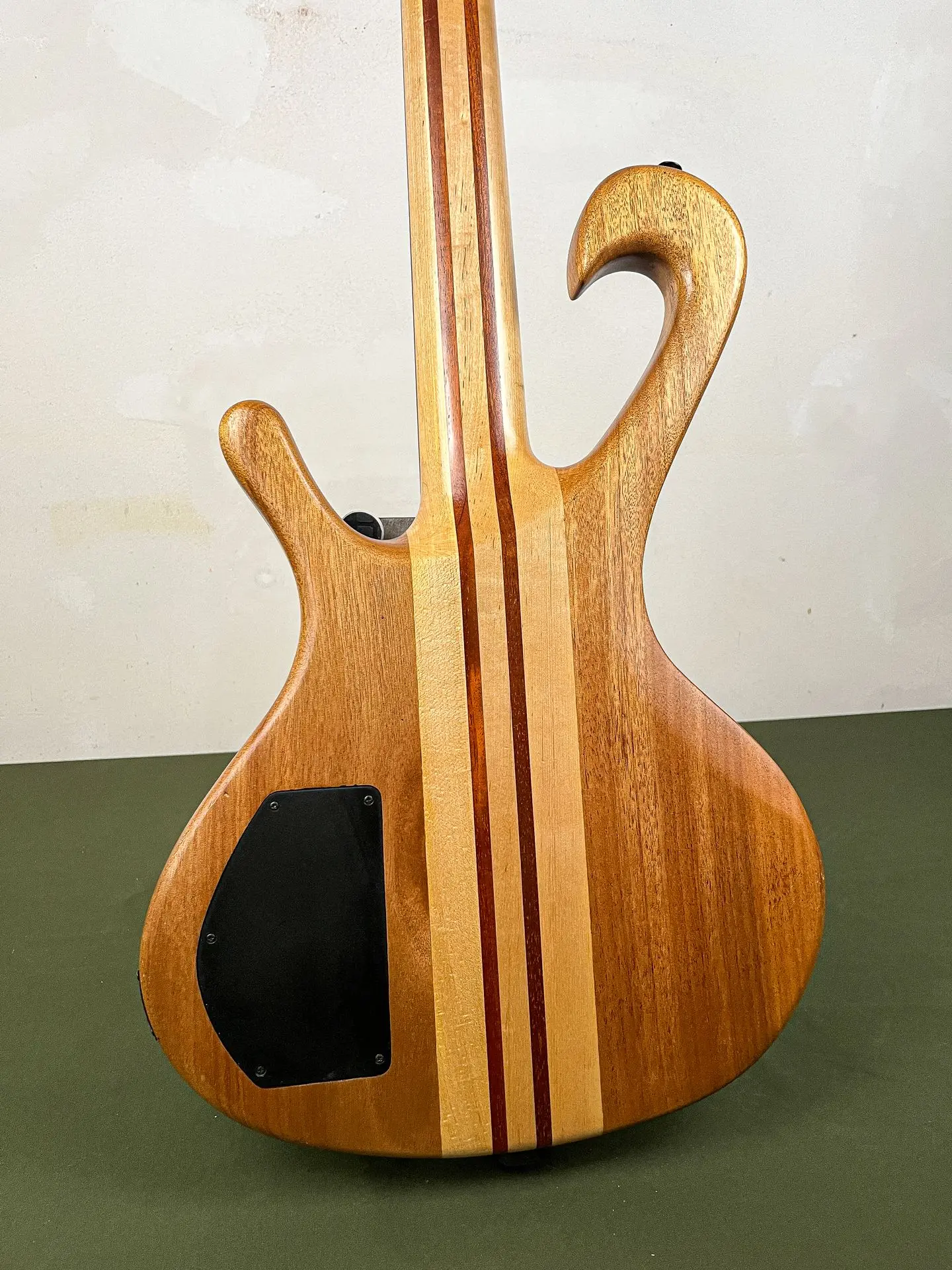 https://www.thestring.nl/web/image/product.image/2408/image_1920/