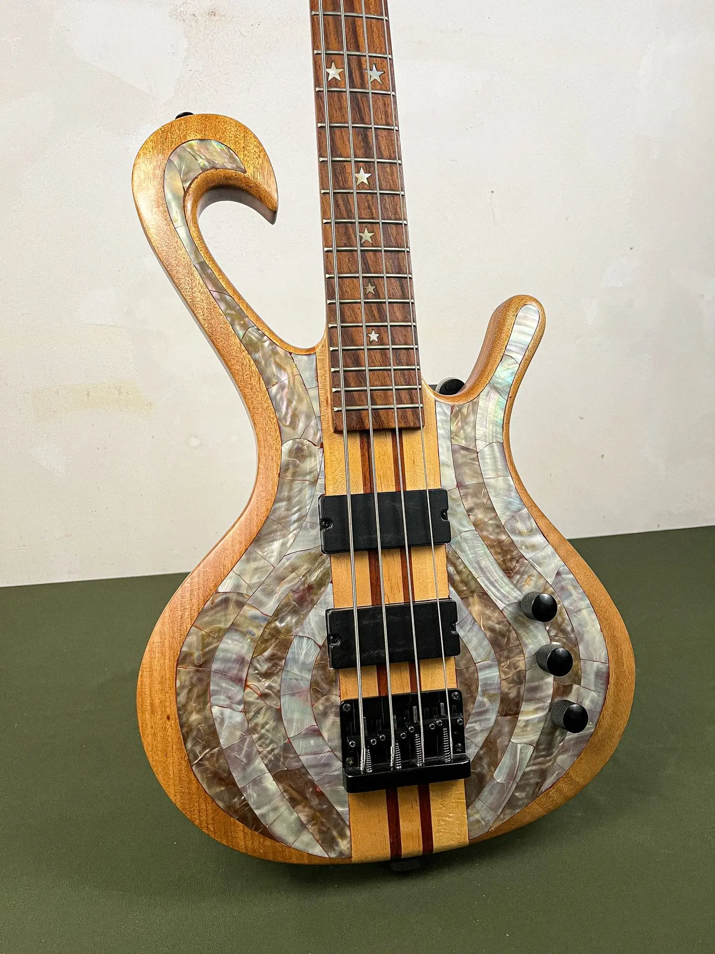 https://www.thestring.nl/web/image/product.image/2409/image_1920/