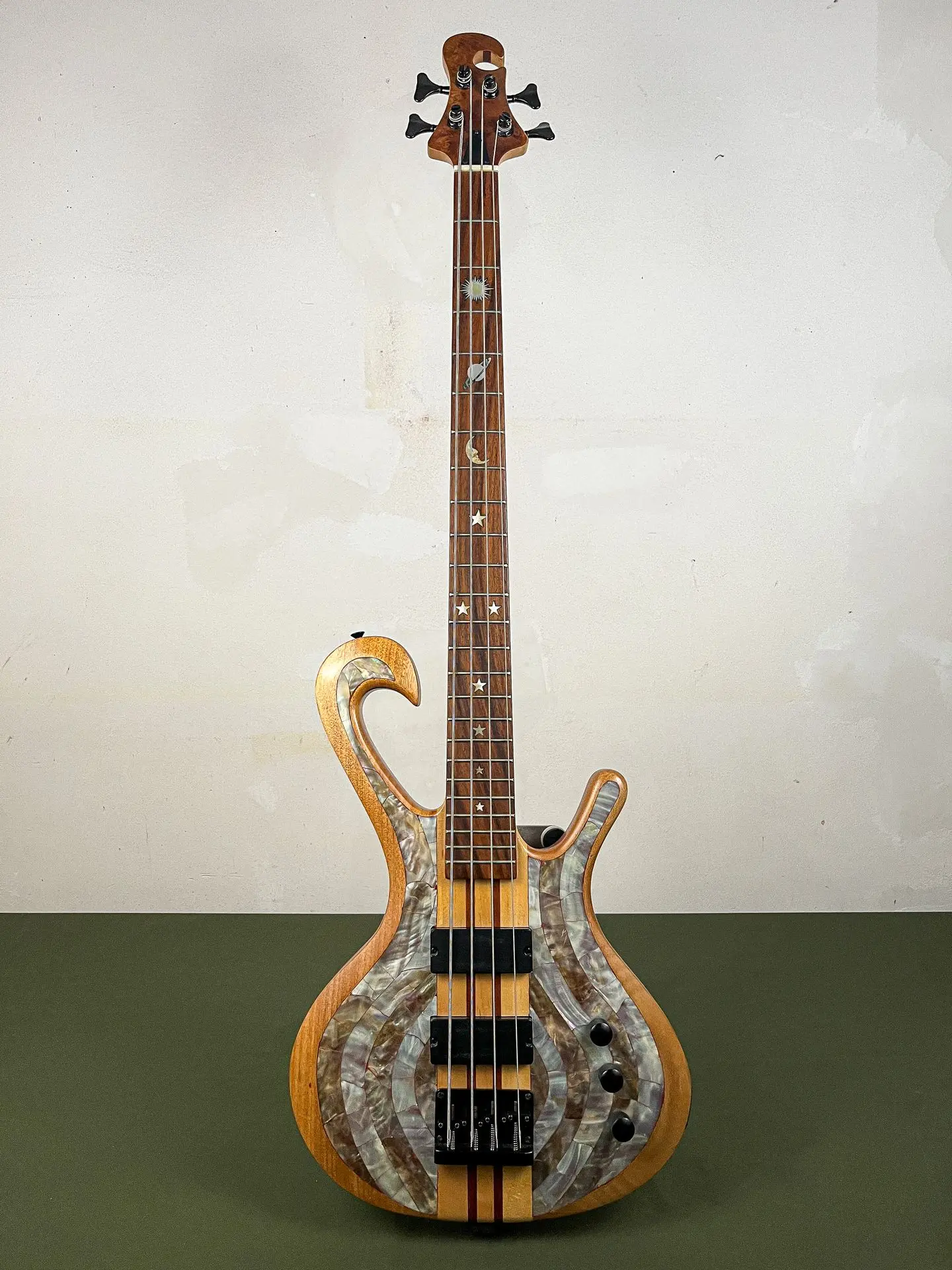 https://www.thestring.nl/web/image/product.image/2412/image_1920/