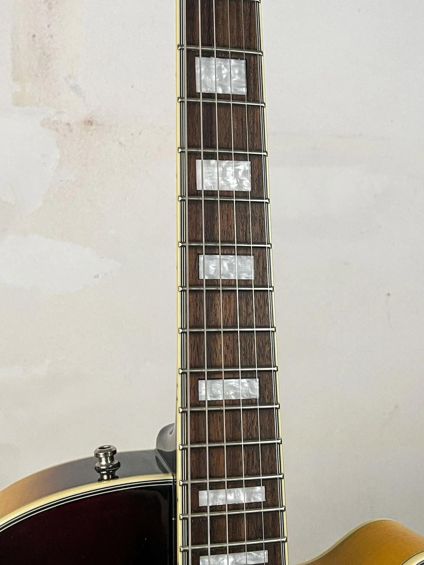 https://www.thestring.nl/web/image/product.image/2440/image_1920/