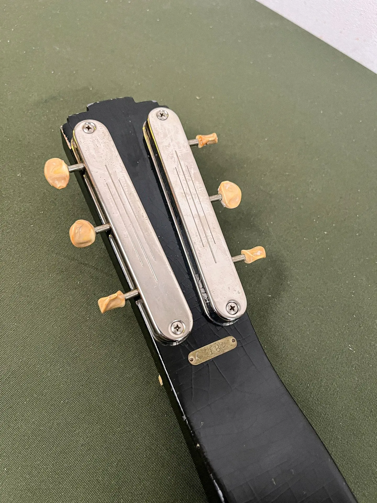 https://www.thestring.nl/web/image/product.image/2455/image_1920/