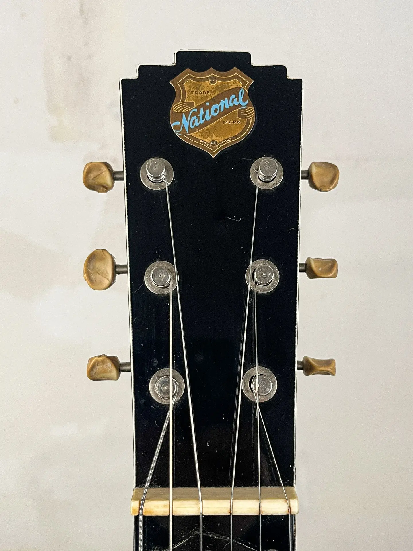 https://www.thestring.nl/web/image/product.image/2460/image_1920/