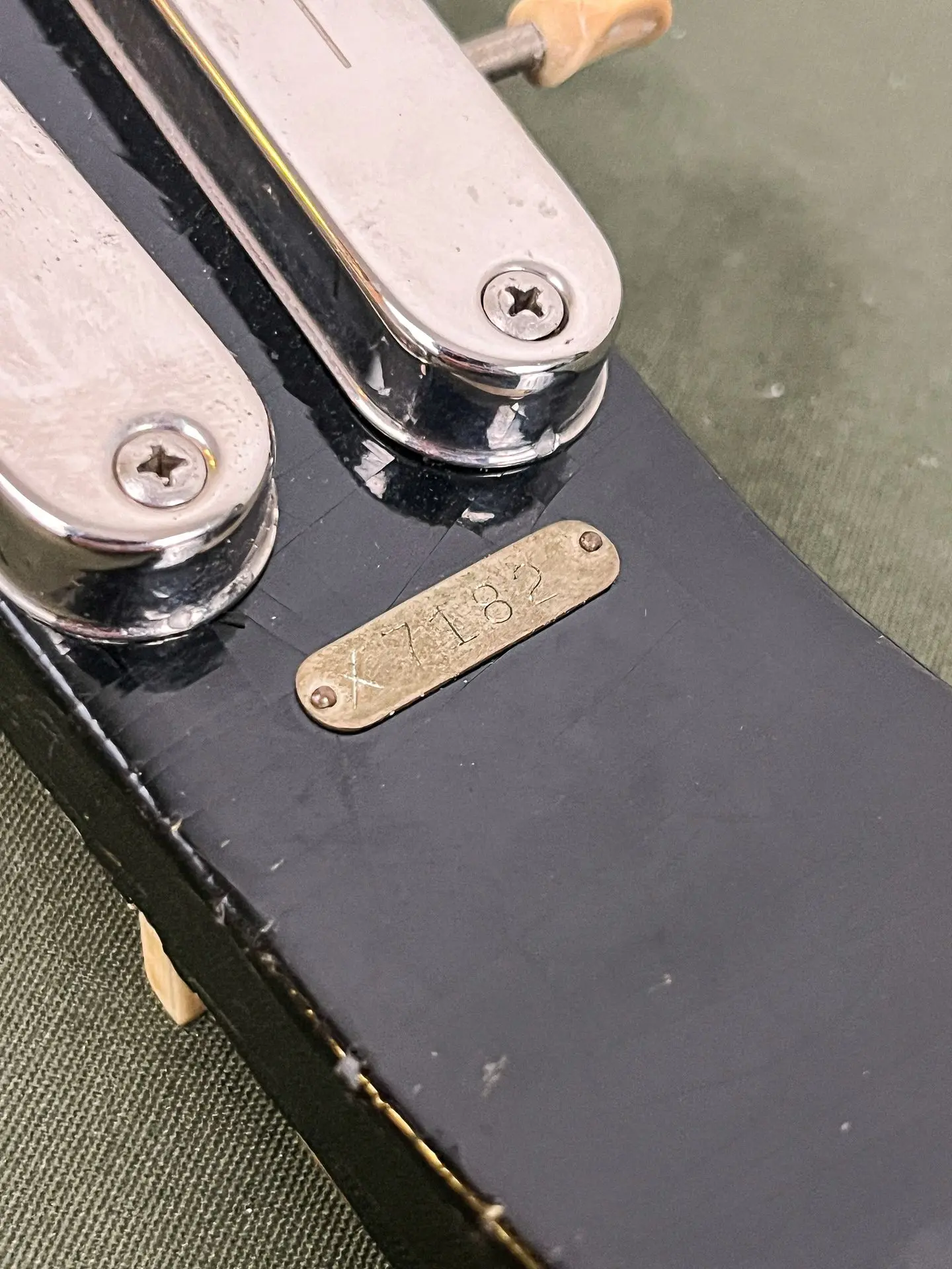 https://www.thestring.nl/web/image/product.image/2462/image_1920/