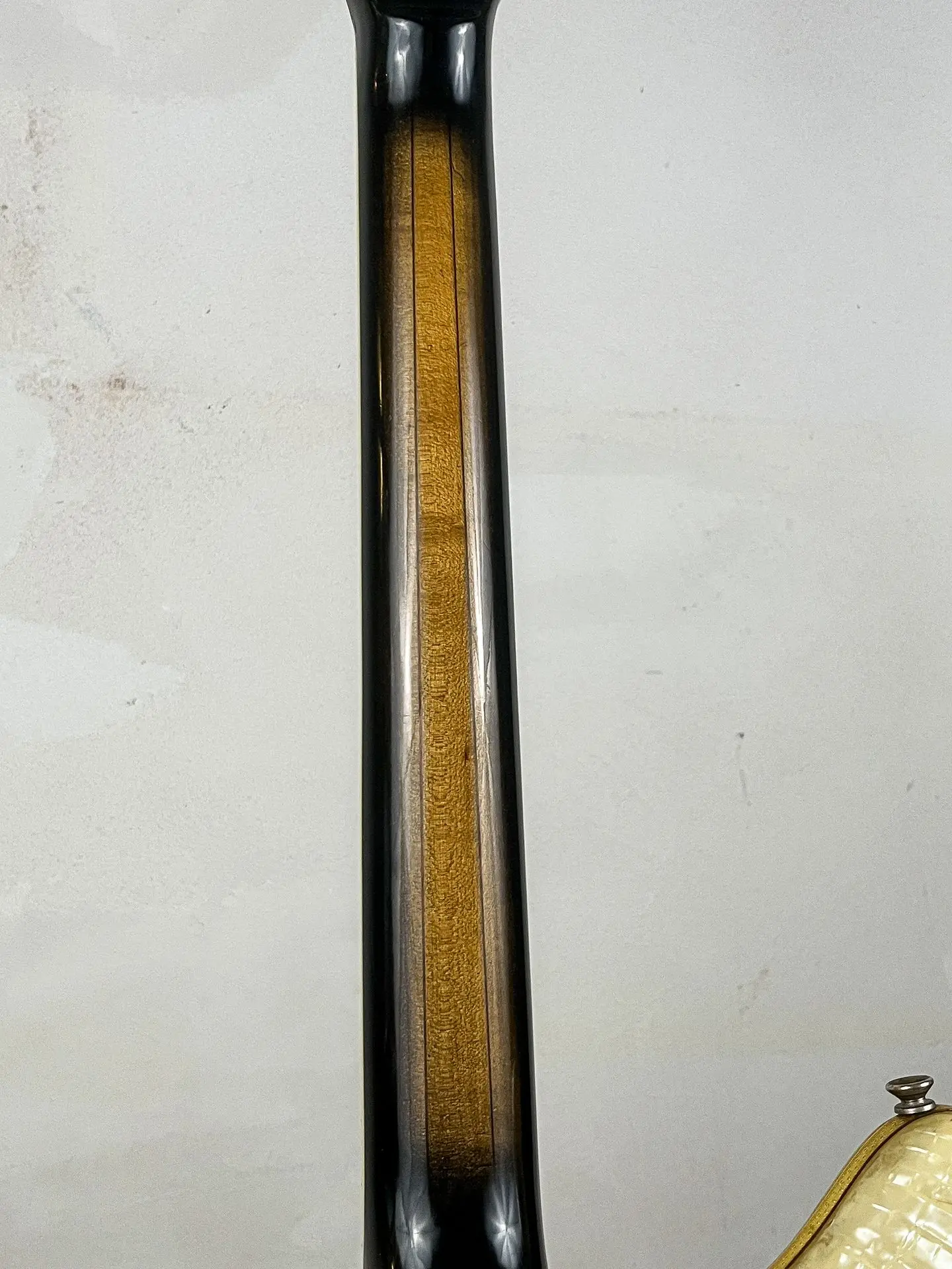https://www.thestring.nl/web/image/product.image/2469/image_1920/