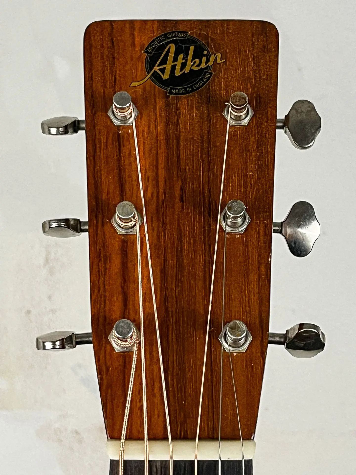 https://www.thestring.nl/web/image/product.image/2497/image_1920/
