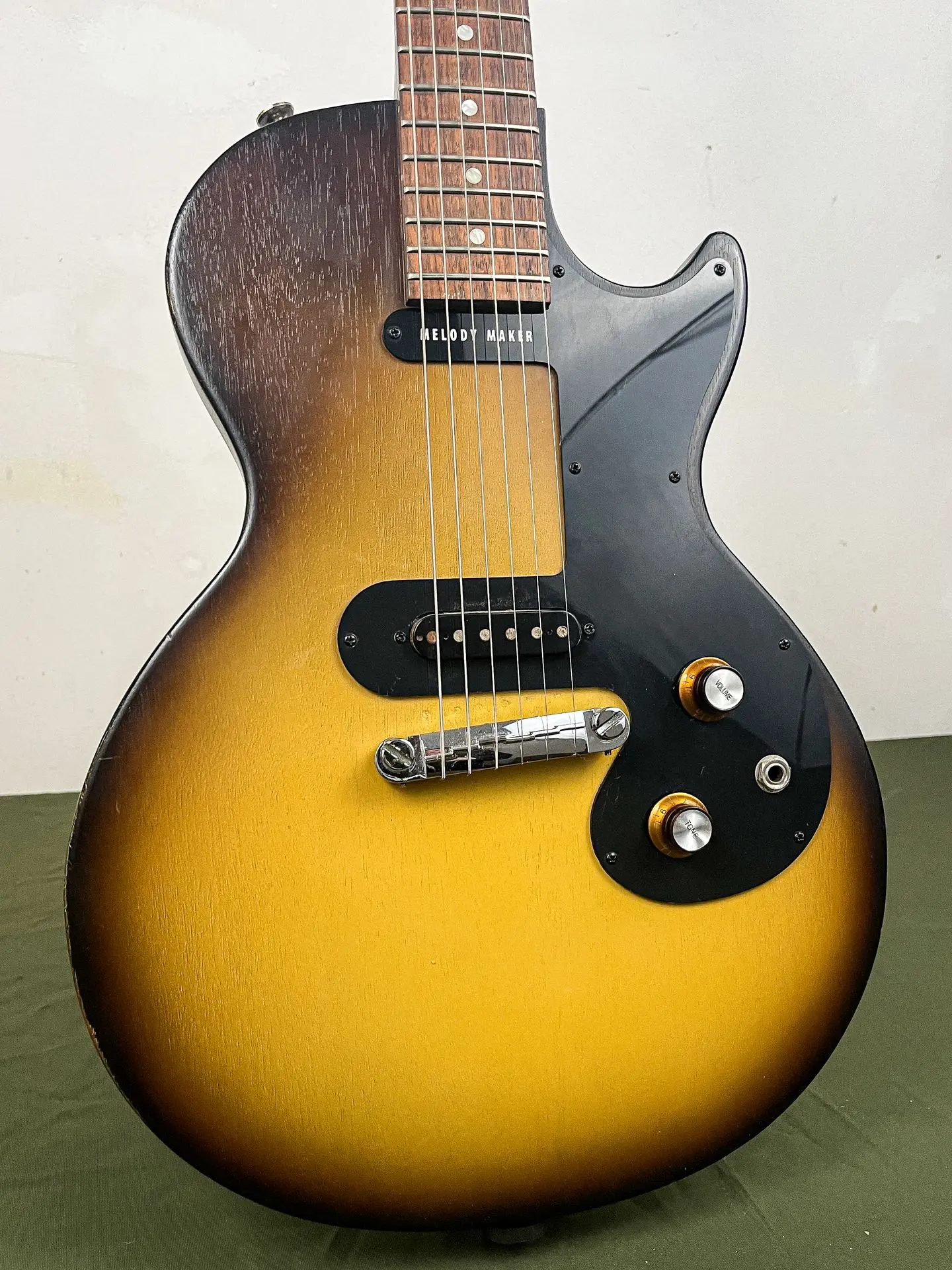 https://www.thestring.nl/web/image/product.image/2529/image_1920/