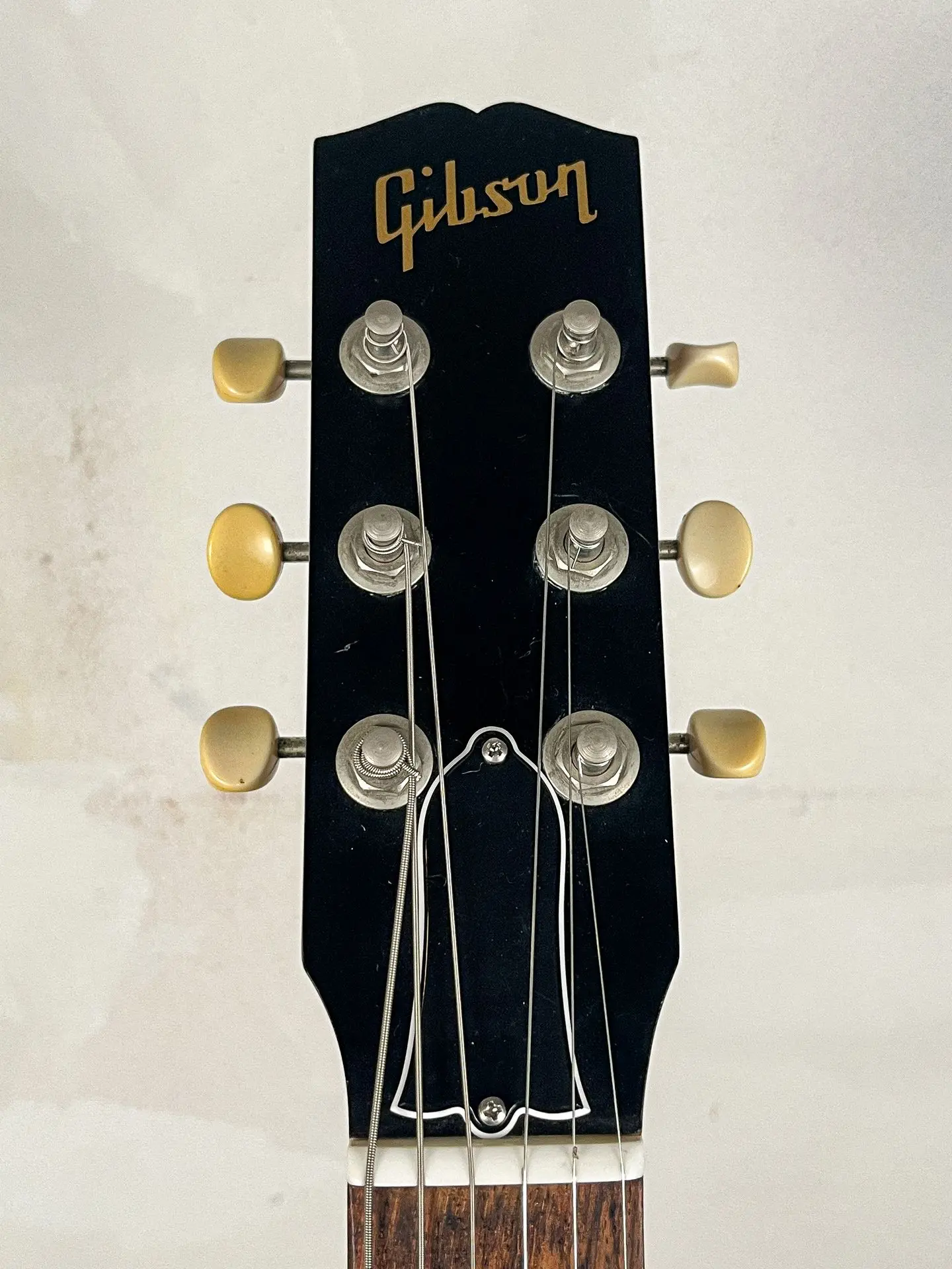 https://www.thestring.nl/web/image/product.image/2533/image_1920/