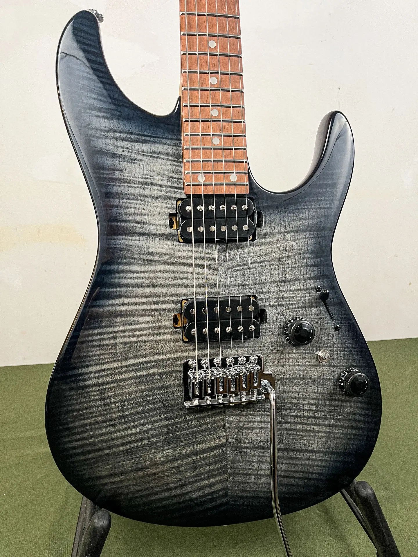 https://www.thestring.nl/web/image/product.image/2571/image_1920/