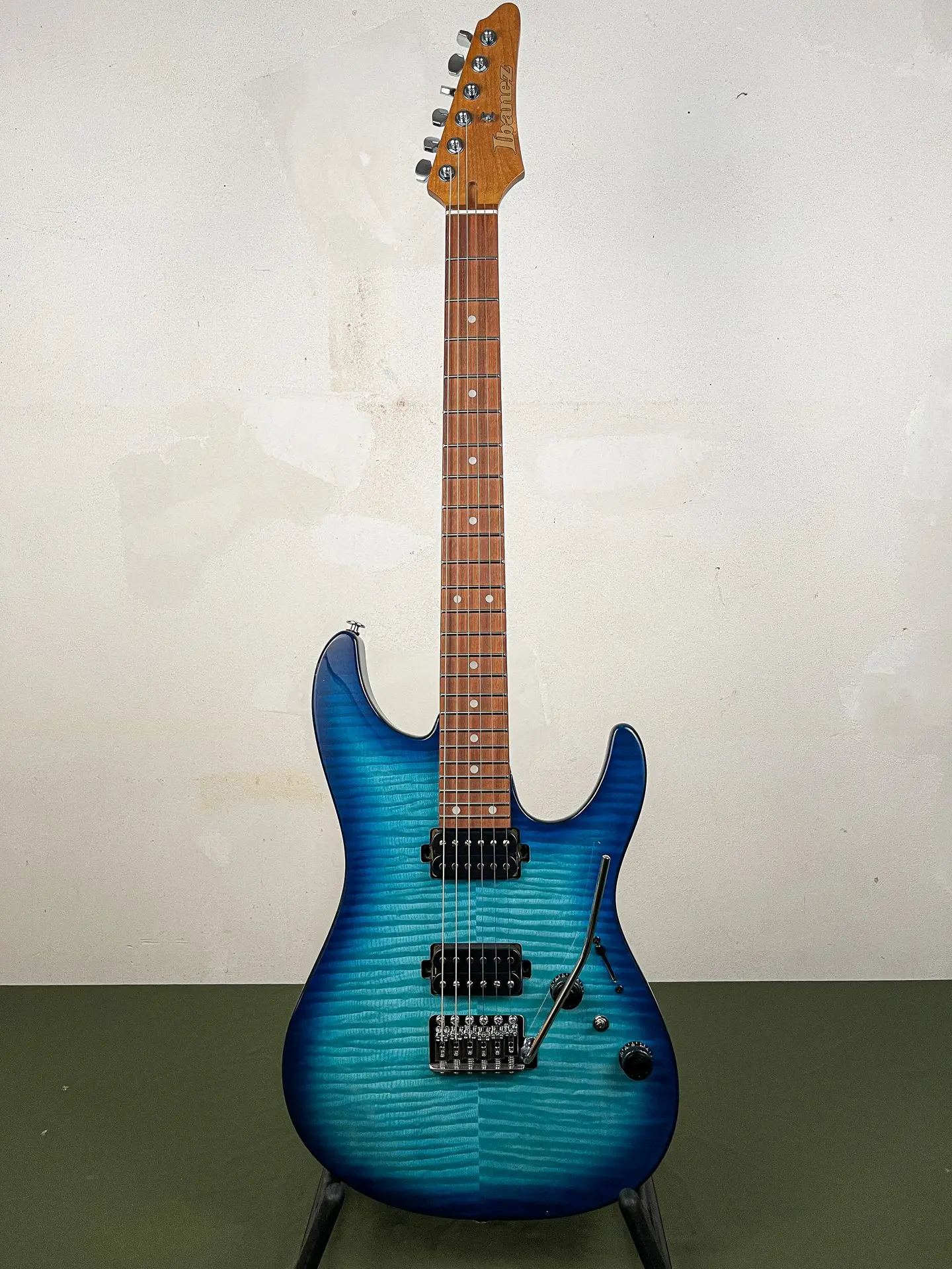 https://www.thestring.nl/web/image/product.image/2585/image_1920/