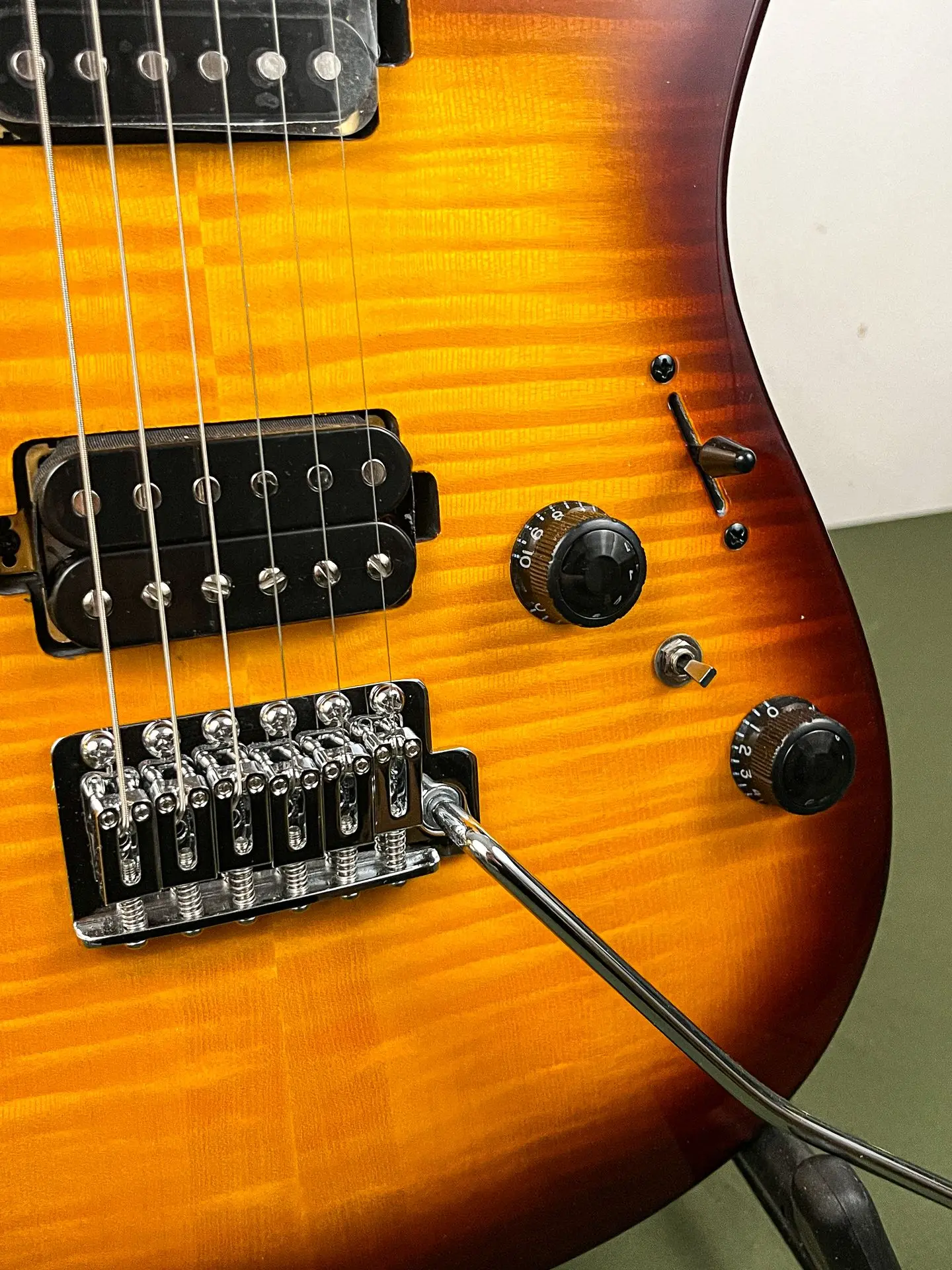 https://www.thestring.nl/web/image/product.image/2595/image_1920/