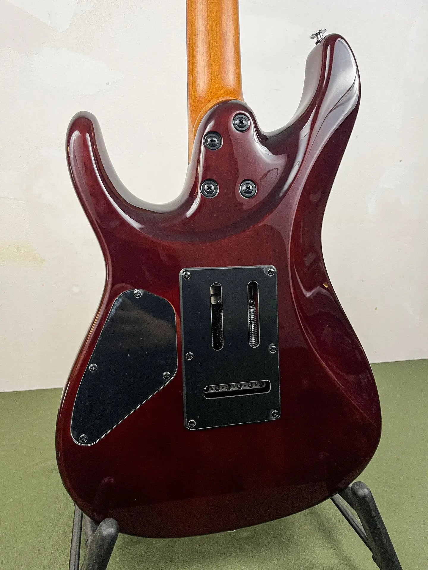 https://www.thestring.nl/web/image/product.image/2596/image_1920/