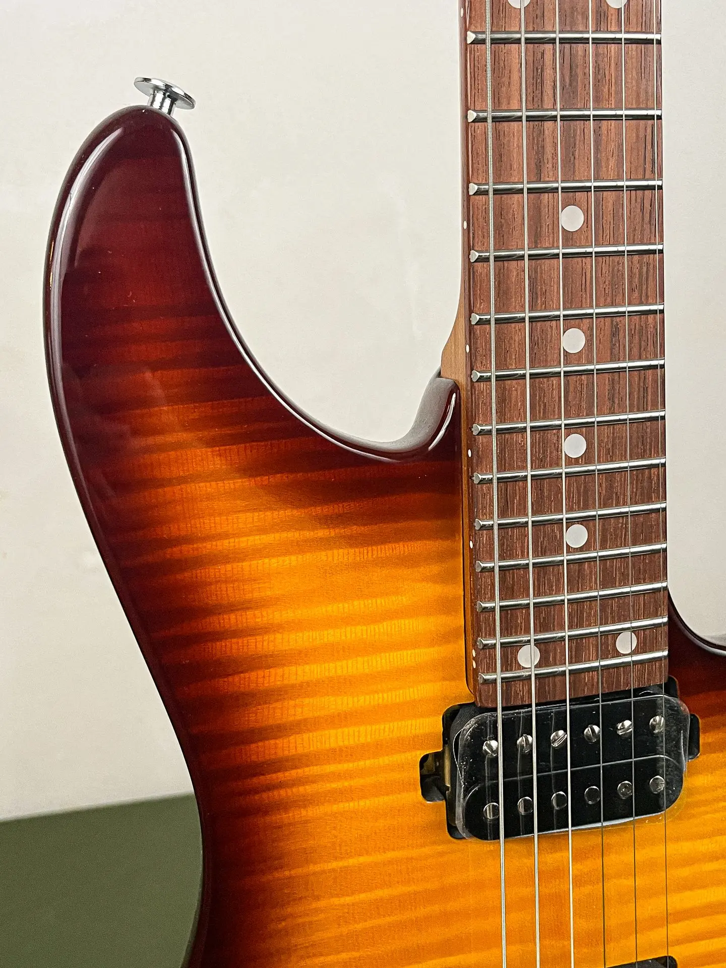 https://www.thestring.nl/web/image/product.image/2597/image_1920/