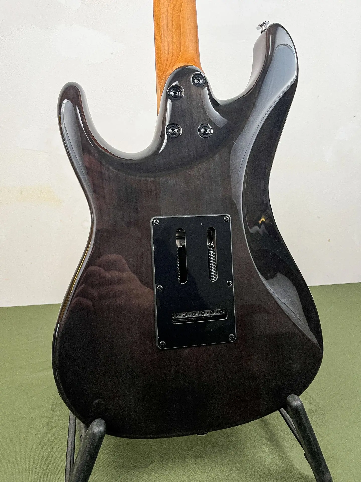 https://www.thestring.nl/web/image/product.image/2608/image_1920/