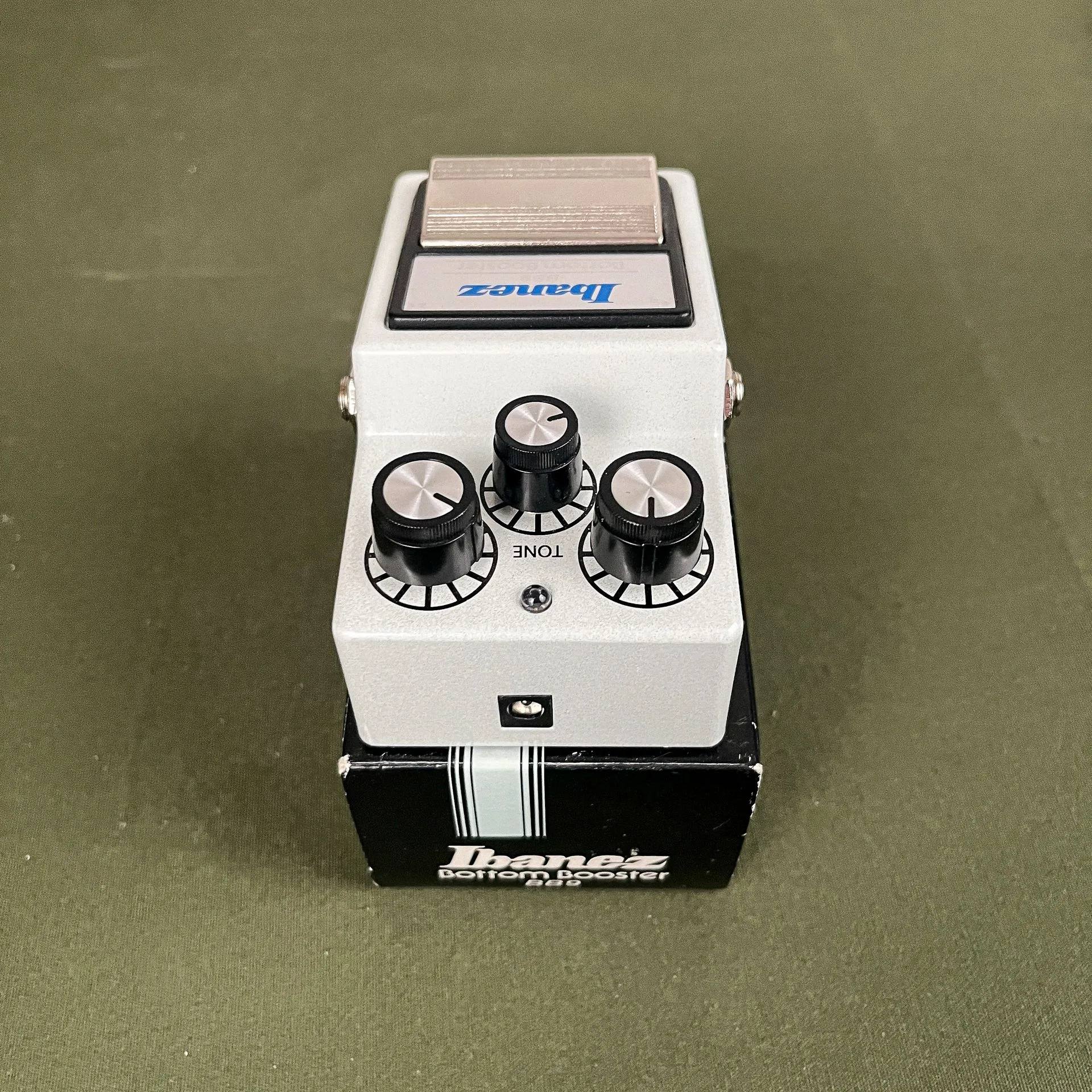 https://www.thestring.nl/web/image/product.image/4049/image_1920/