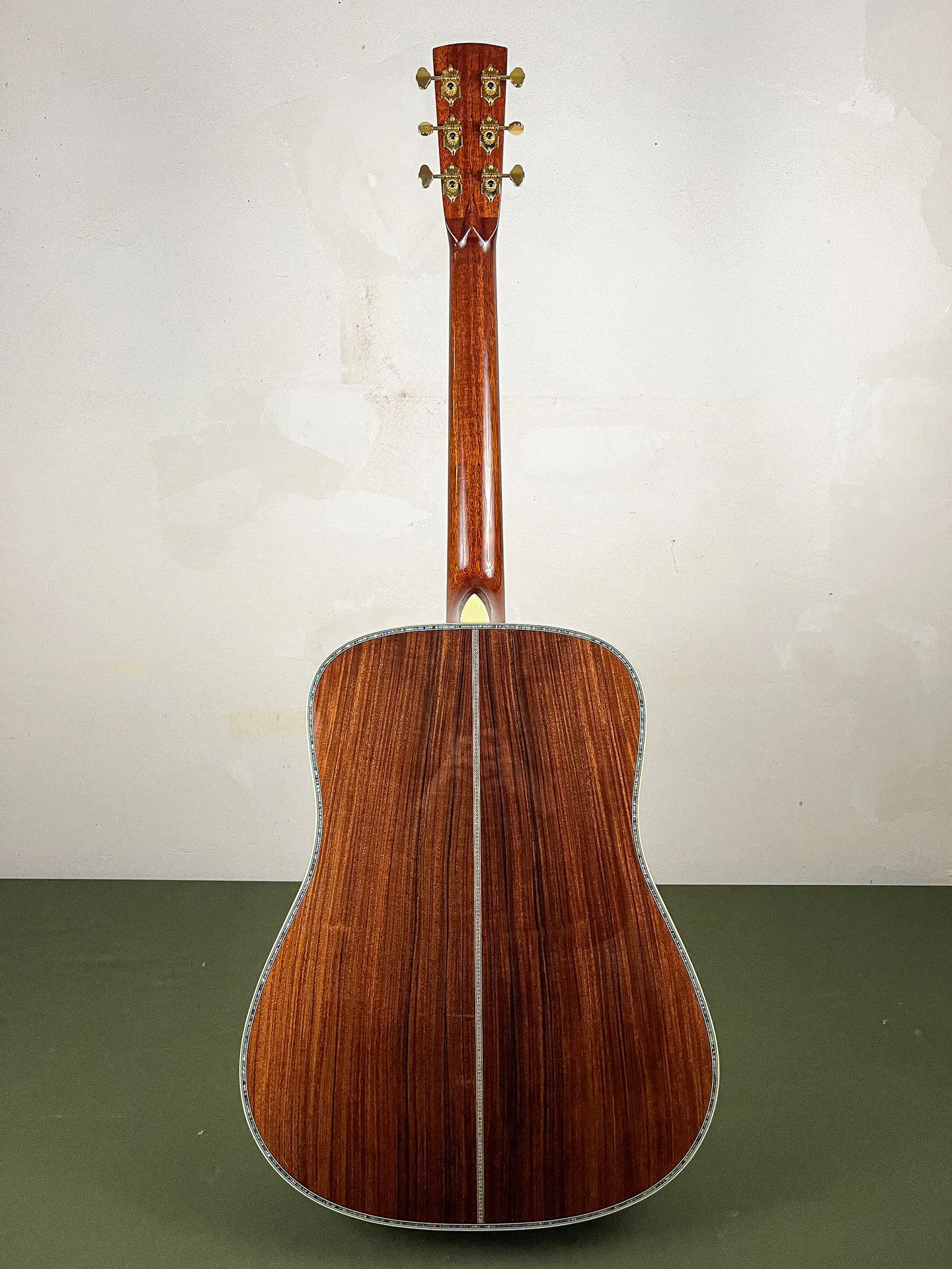 https://www.thestring.nl/web/image/product.image/4277/image_1920/