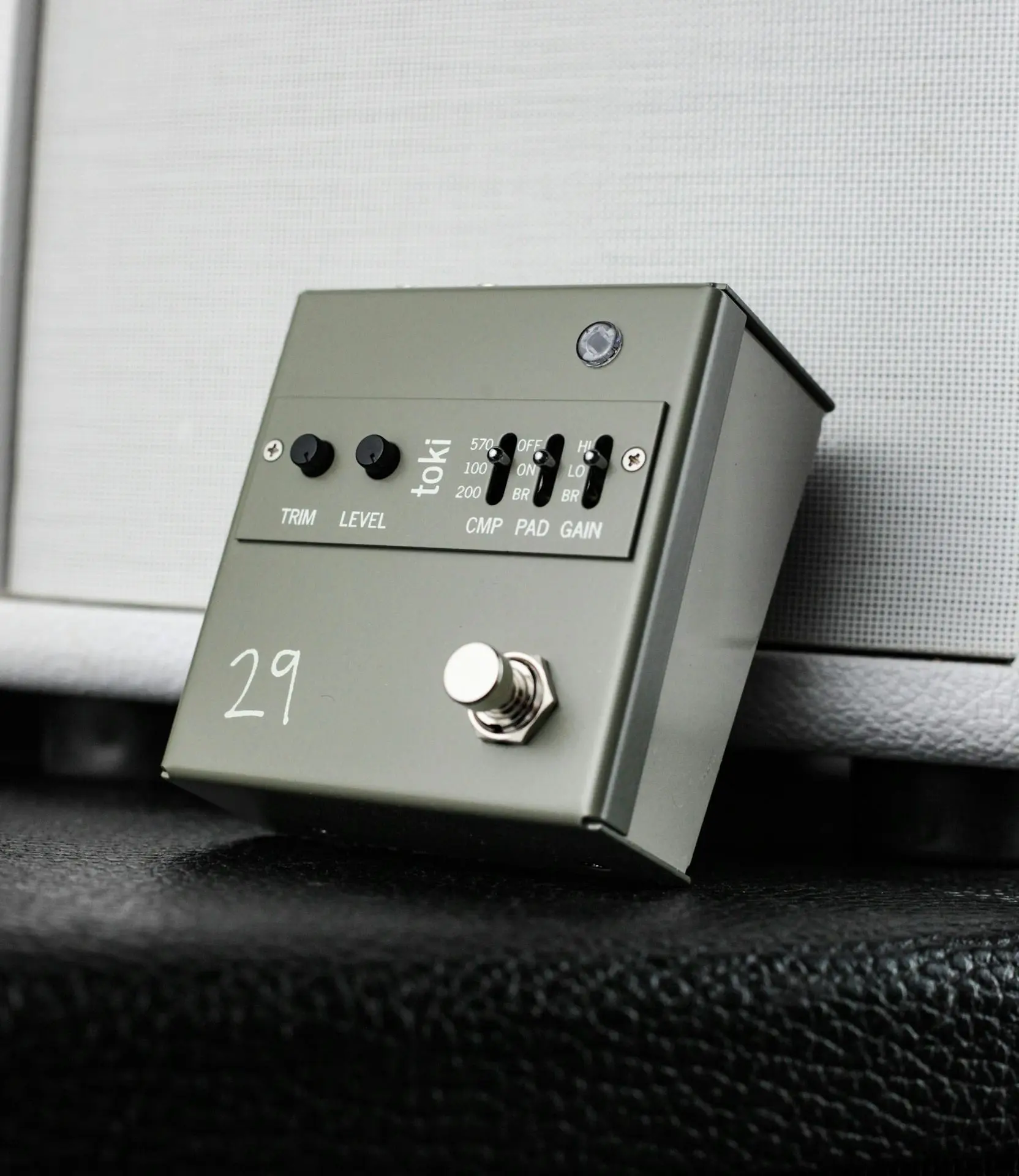 https://www.thestring.nl/web/image/product.image/441/image_1920/