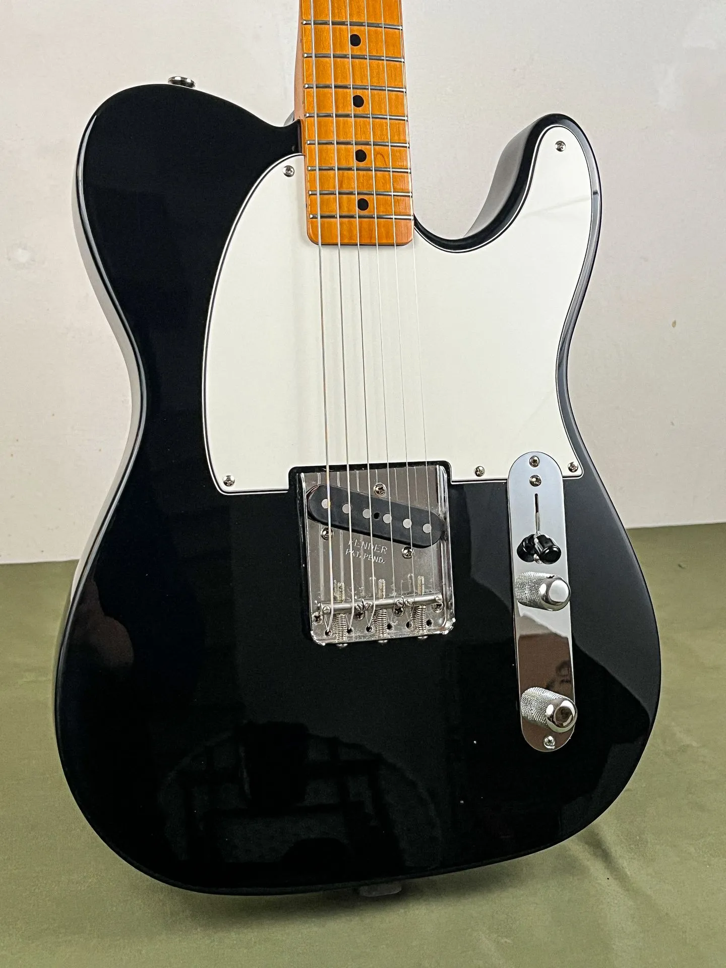 https://www.thestring.nl/web/image/product.image/4526/image_1920/