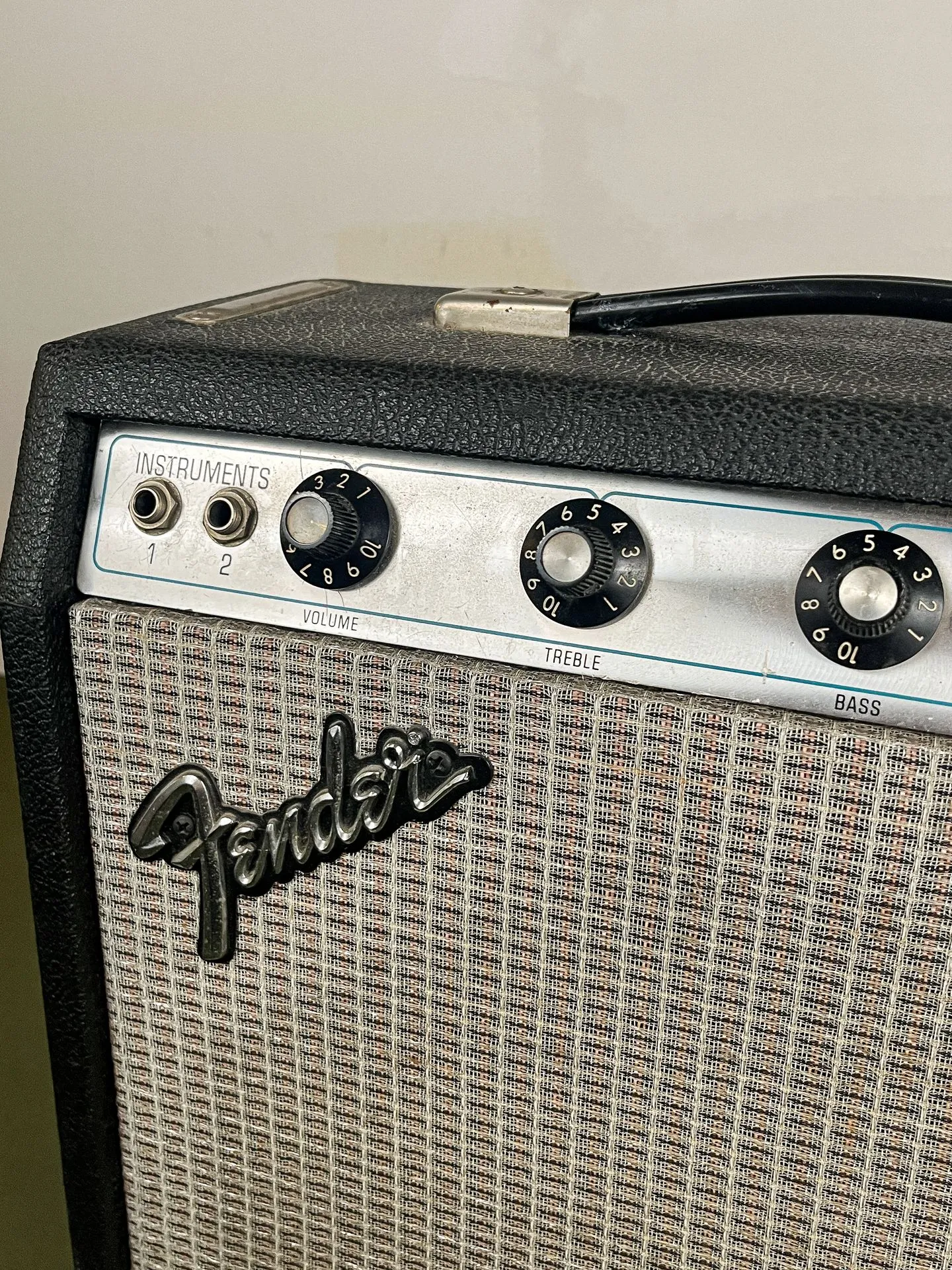 https://www.thestring.nl/web/image/product.image/4671/image_1920/