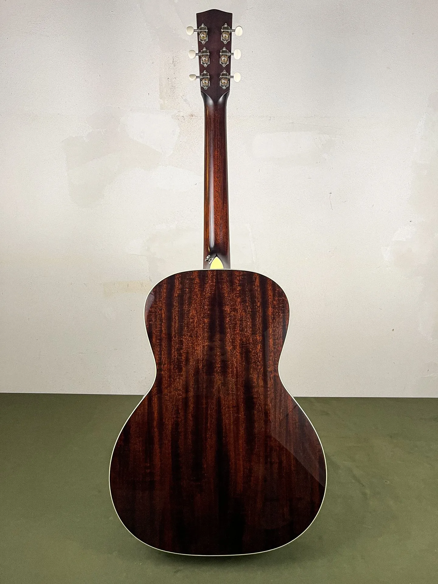 https://www.thestring.nl/web/image/product.image/4701/image_1920/