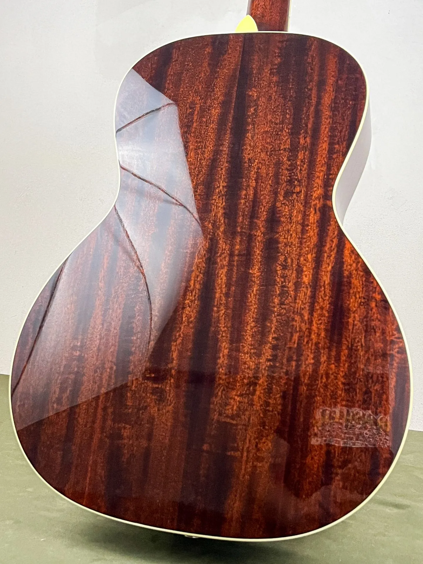 https://www.thestring.nl/web/image/product.image/4706/image_1920/