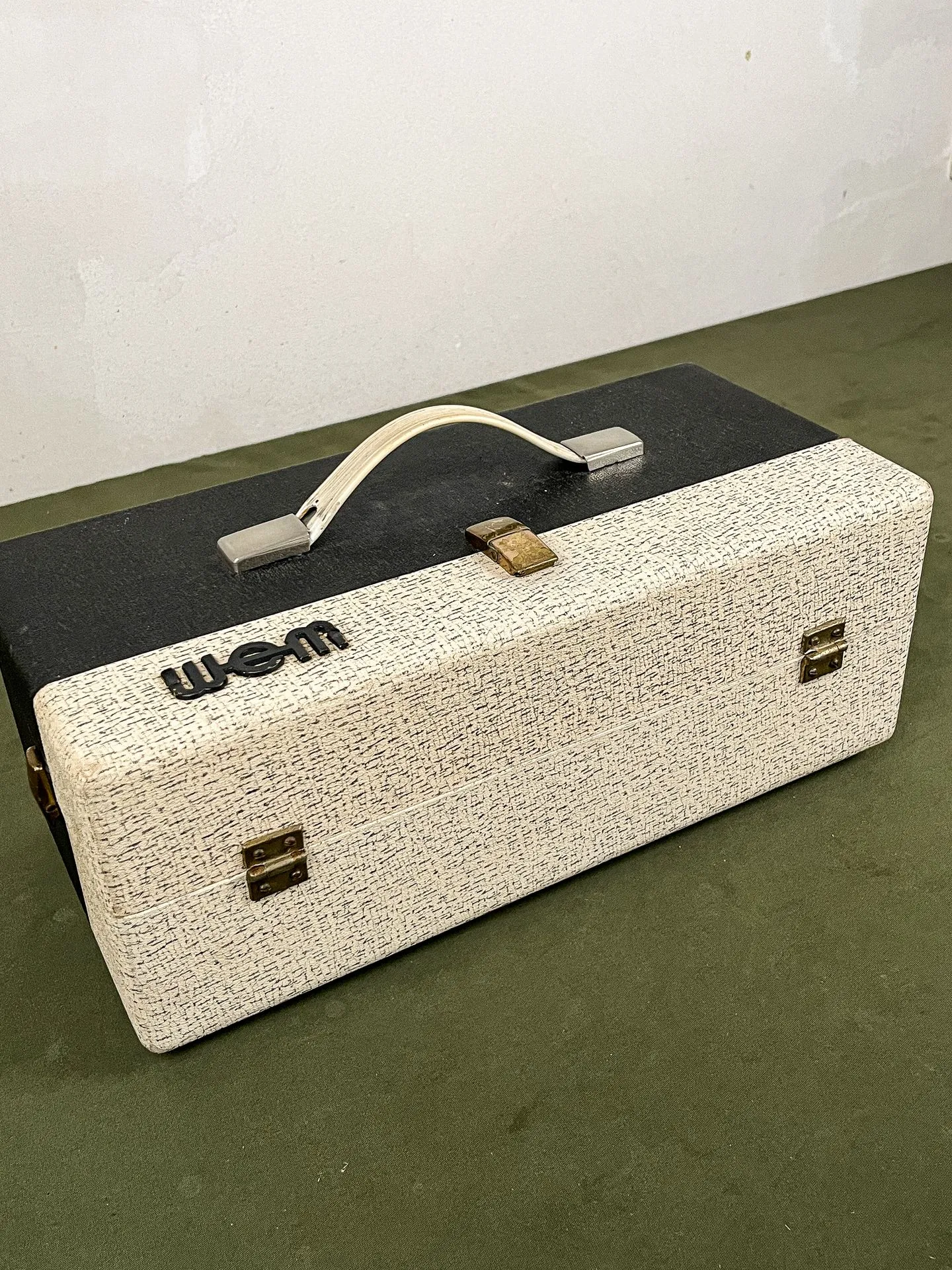 https://www.thestring.nl/web/image/product.image/4712/image_1920/
