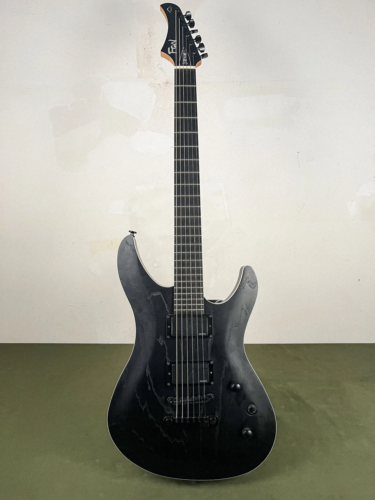 https://www.thestring.nl/web/image/product.image/4717/image_1920/