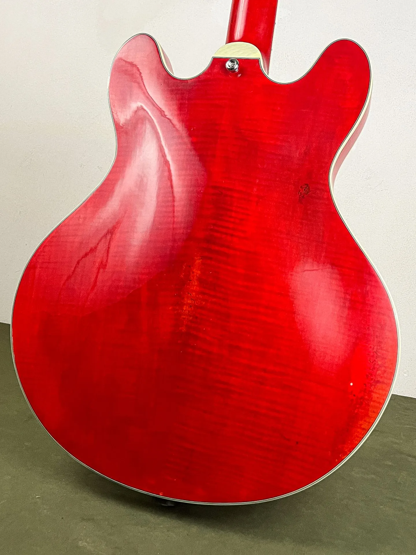 https://www.thestring.nl/web/image/product.image/4785/image_1920/