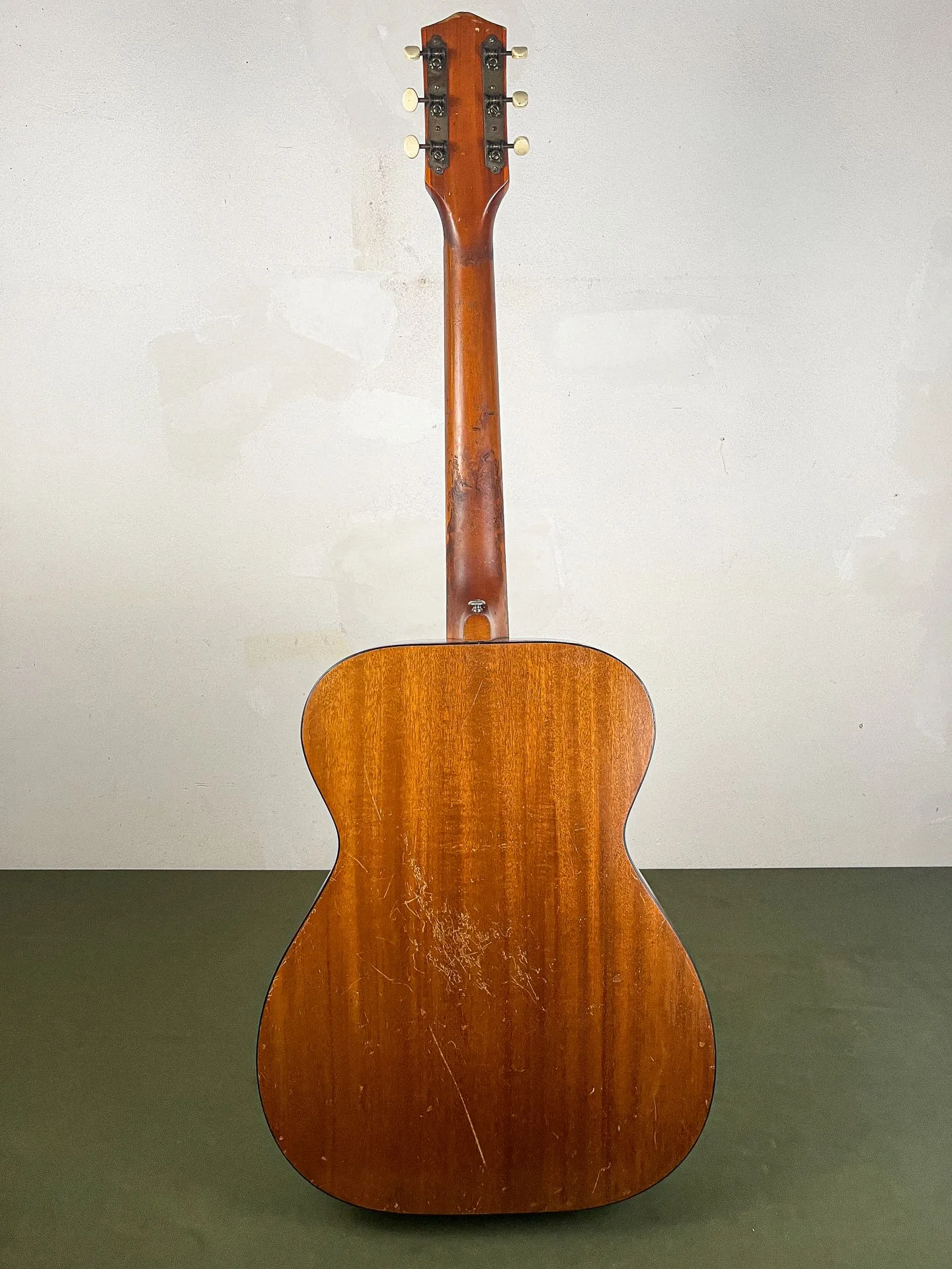 https://www.thestring.nl/web/image/product.image/4829/image_1920/