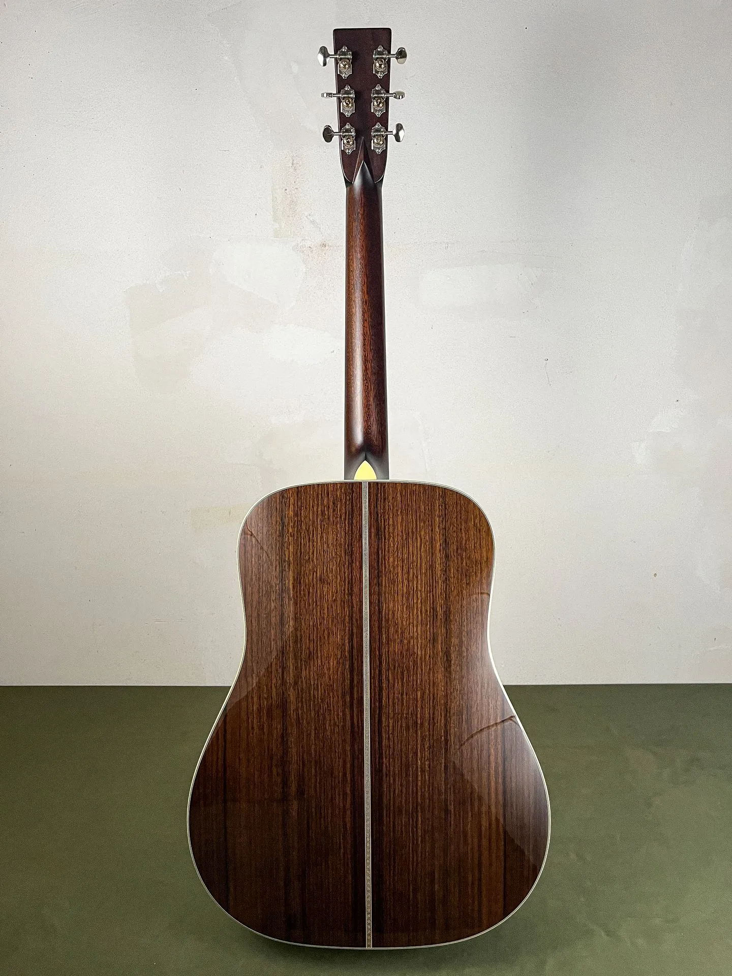 https://www.thestring.nl/web/image/product.image/4866/image_1920/