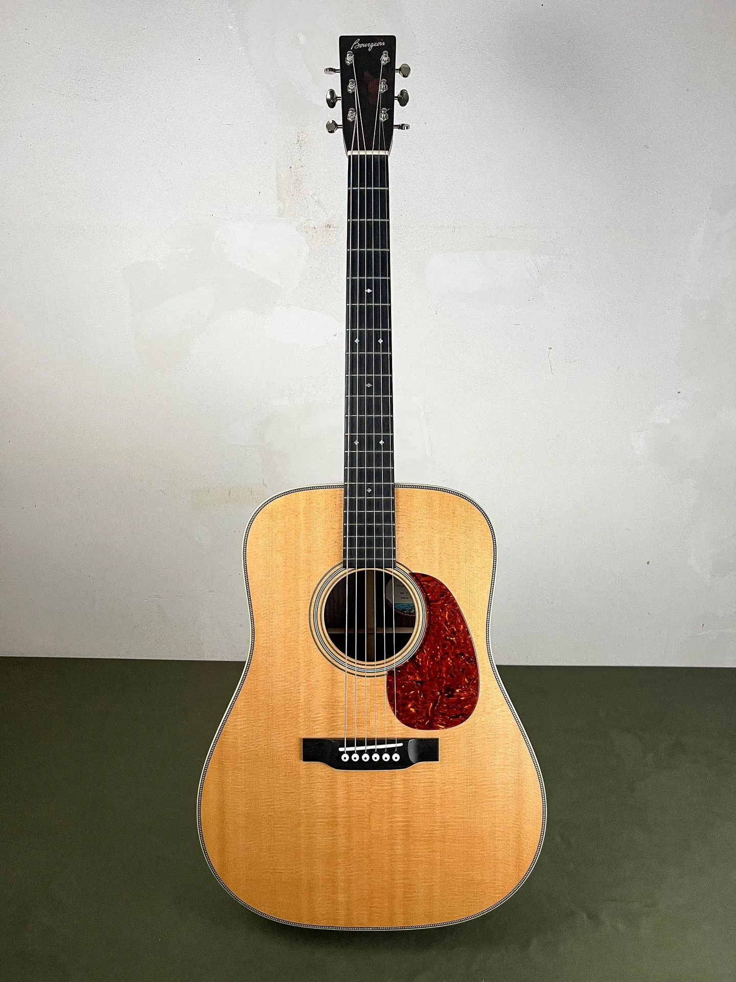 https://www.thestring.nl/web/image/product.image/4867/image_1920/