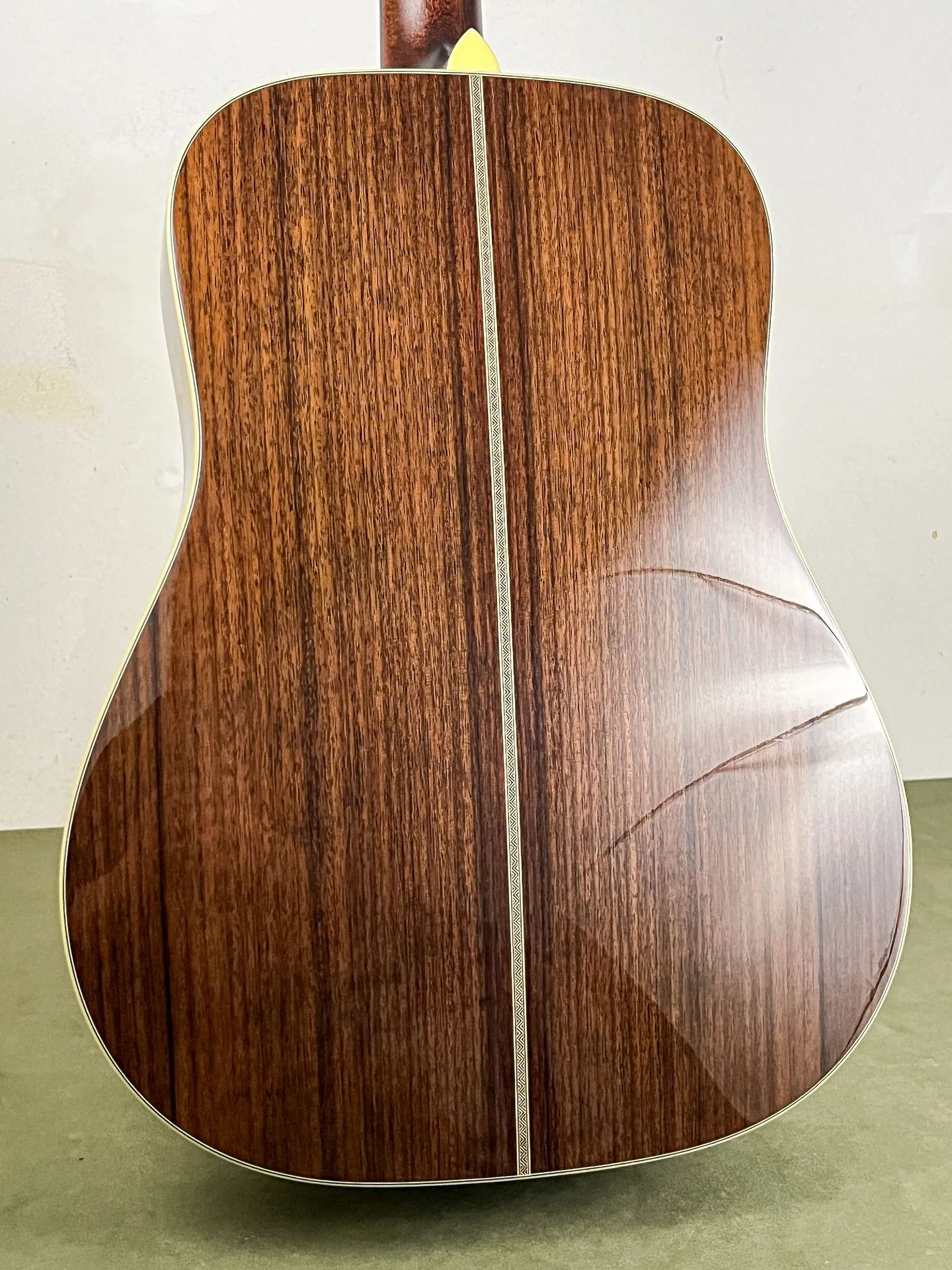 https://www.thestring.nl/web/image/product.image/4869/image_1920/