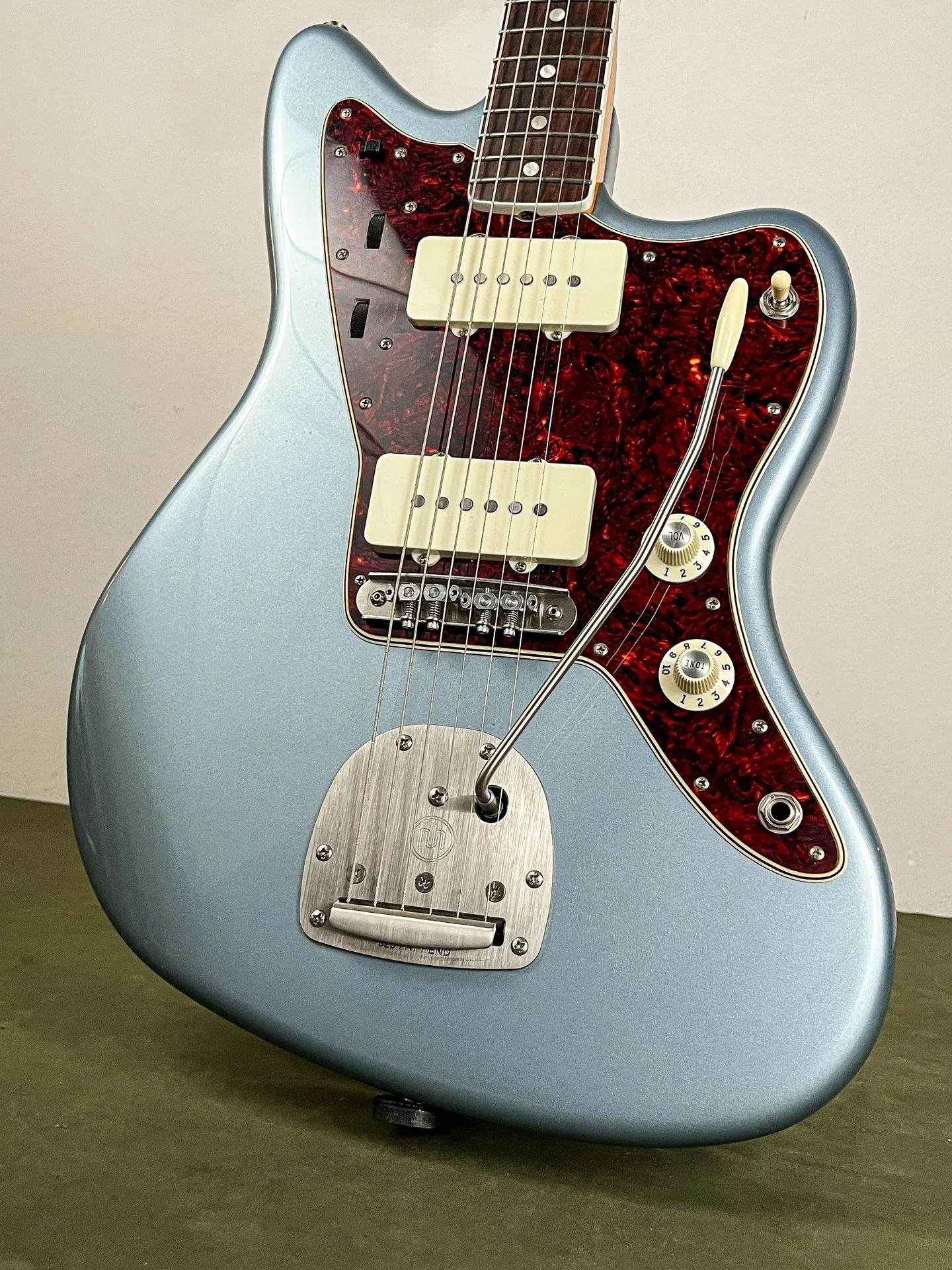 https://www.thestring.nl/web/image/product.image/4879/image_1920/
