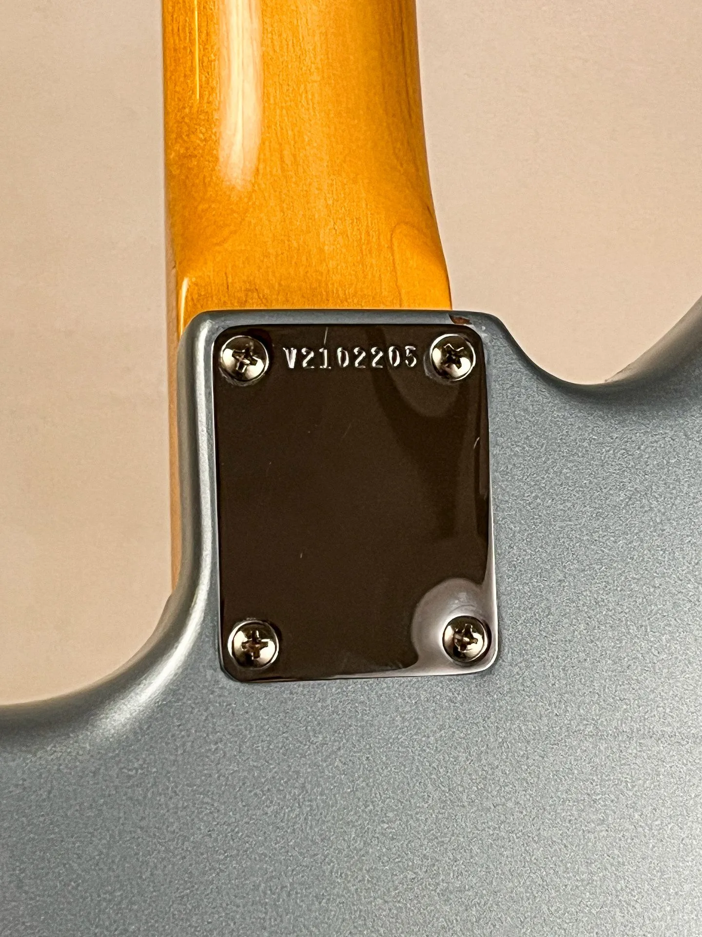 https://www.thestring.nl/web/image/product.image/4886/image_1920/