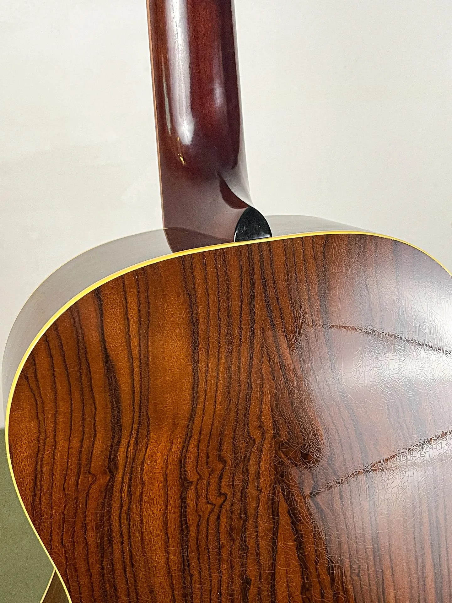 https://www.thestring.nl/web/image/product.image/4932/image_1920/
