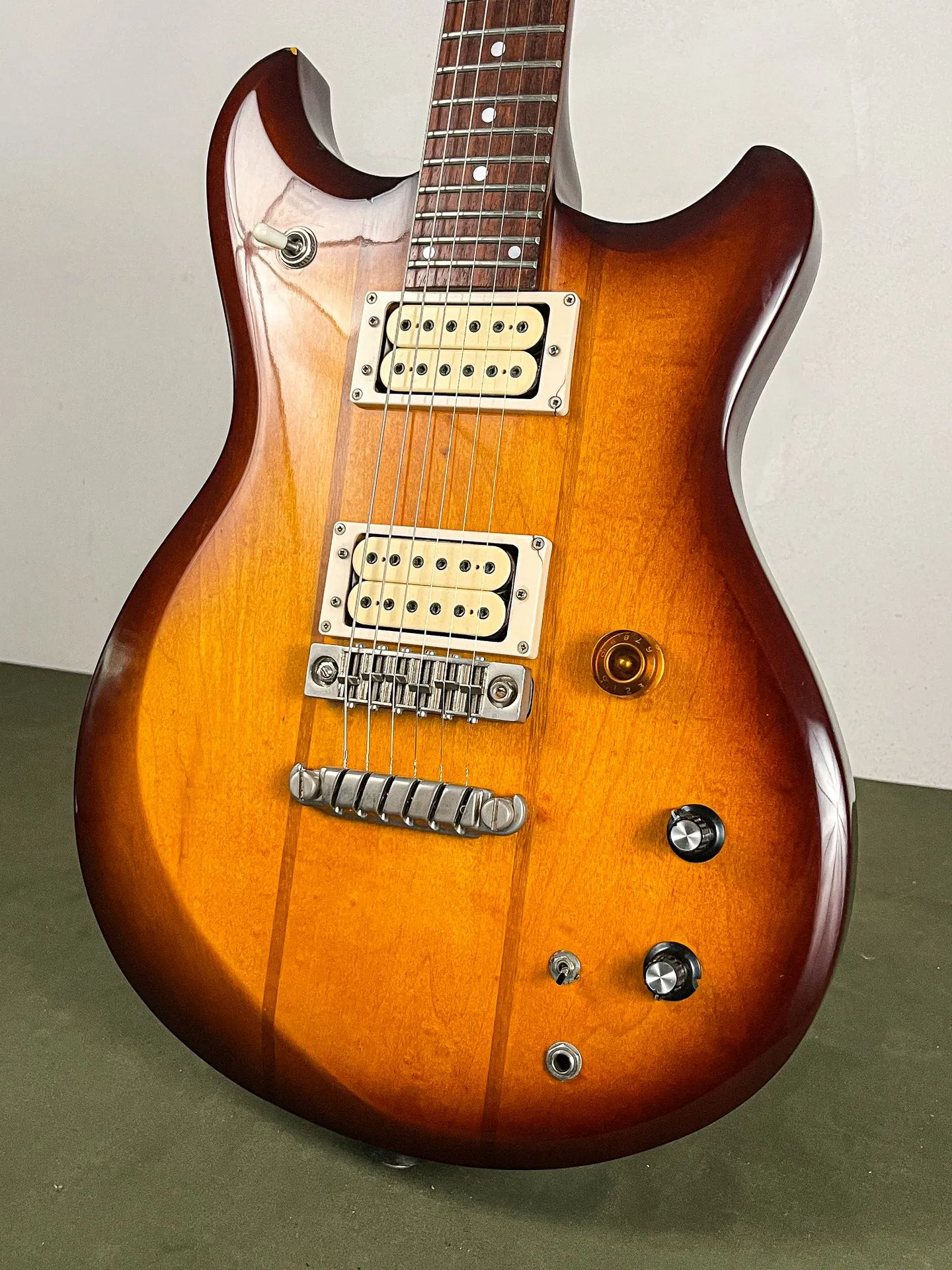 https://www.thestring.nl/web/image/product.image/4964/image_1920/