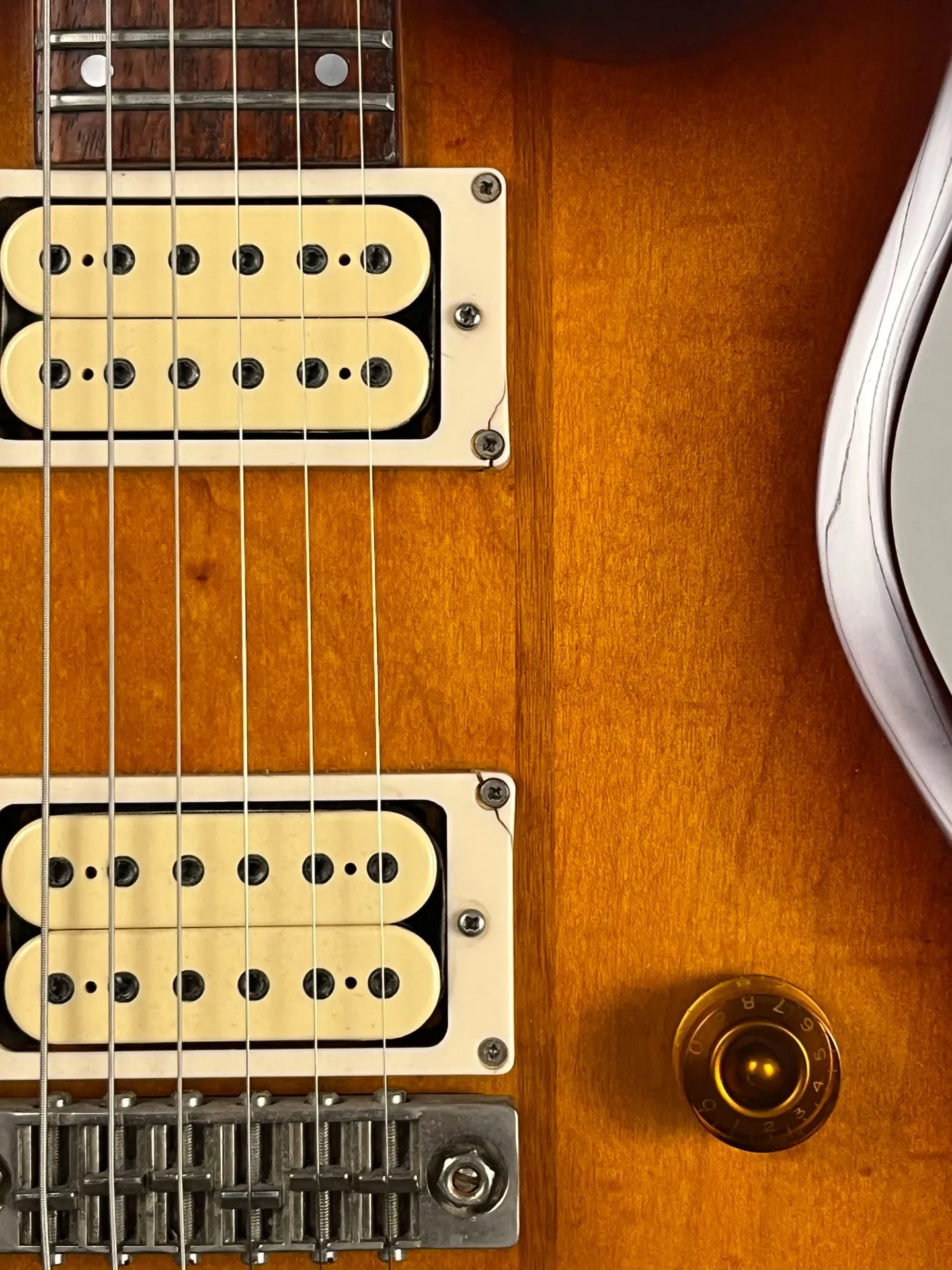 https://www.thestring.nl/web/image/product.image/4978/image_1920/