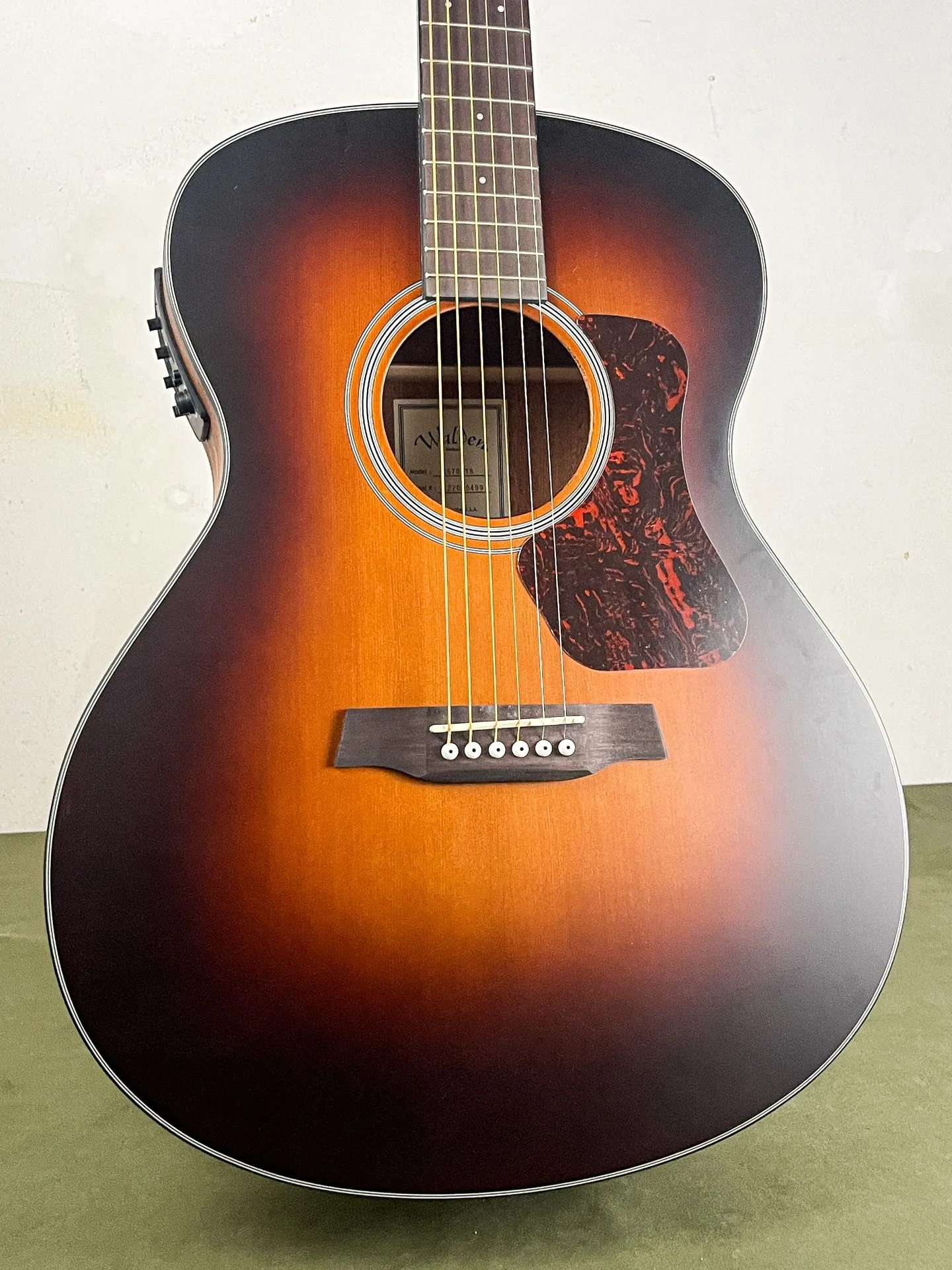 https://www.thestring.nl/web/image/product.image/4997/image_1920/