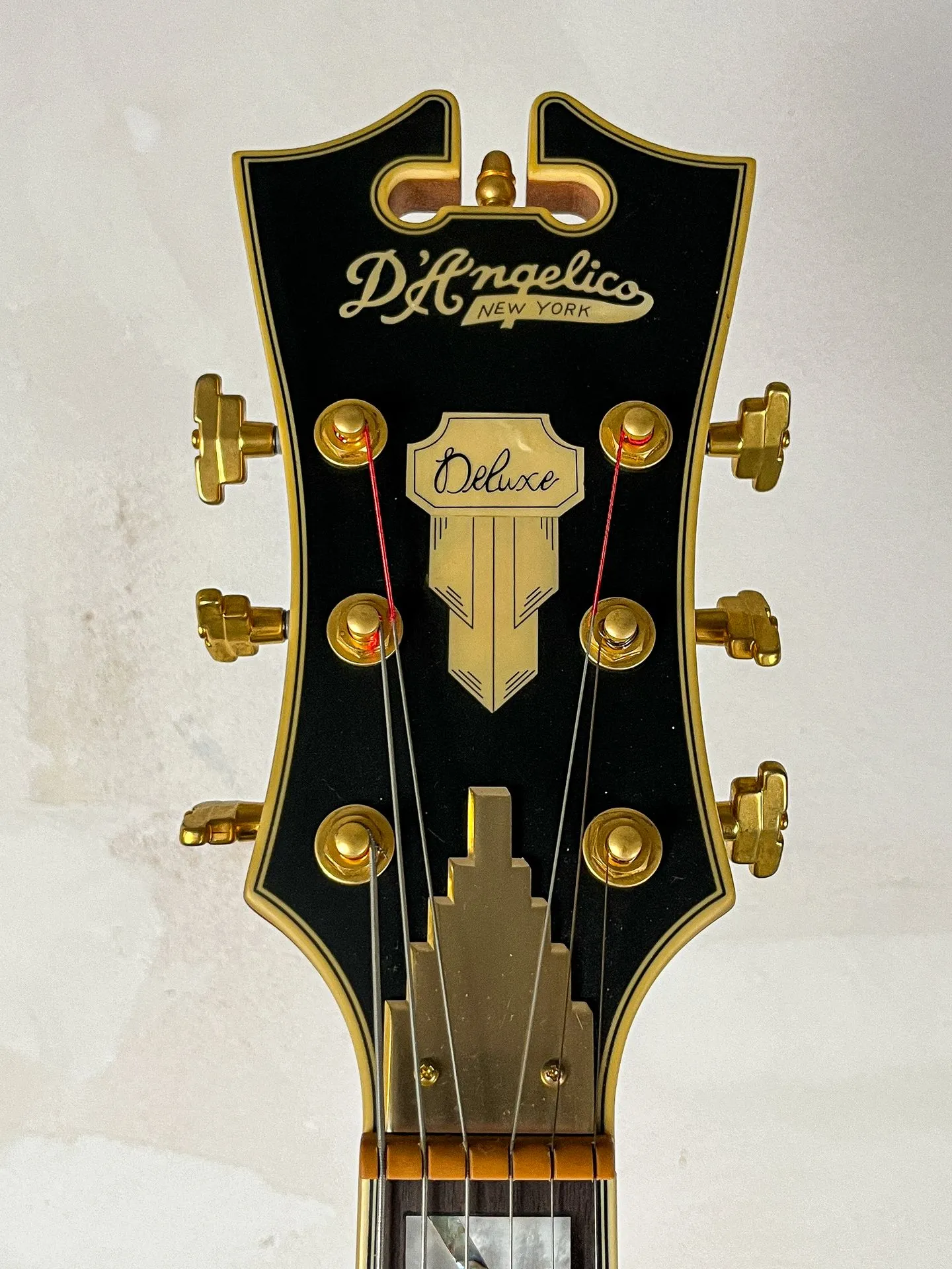 https://www.thestring.nl/web/image/product.image/5076/image_1920/