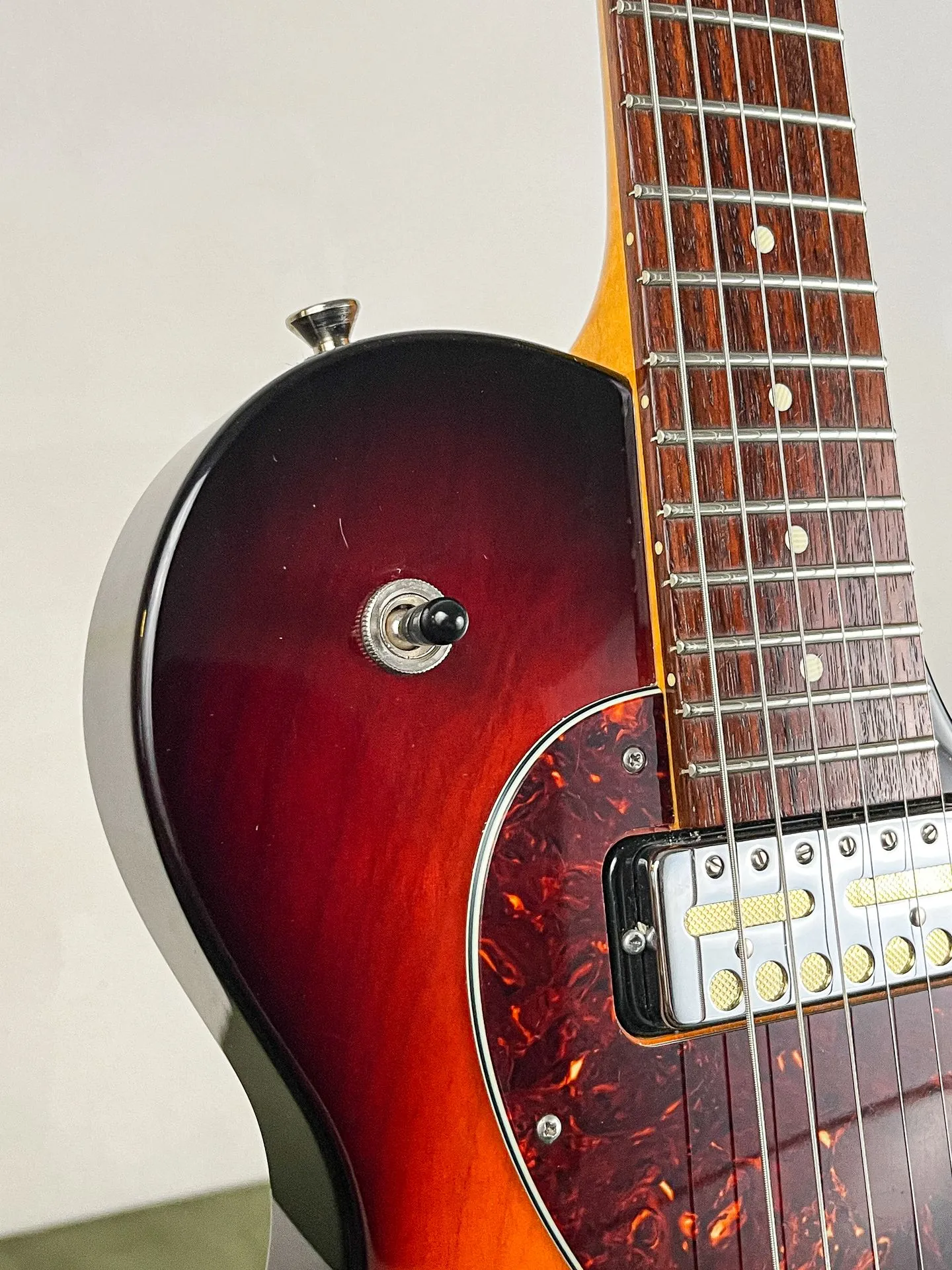 https://www.thestring.nl/web/image/product.image/5089/image_1920/