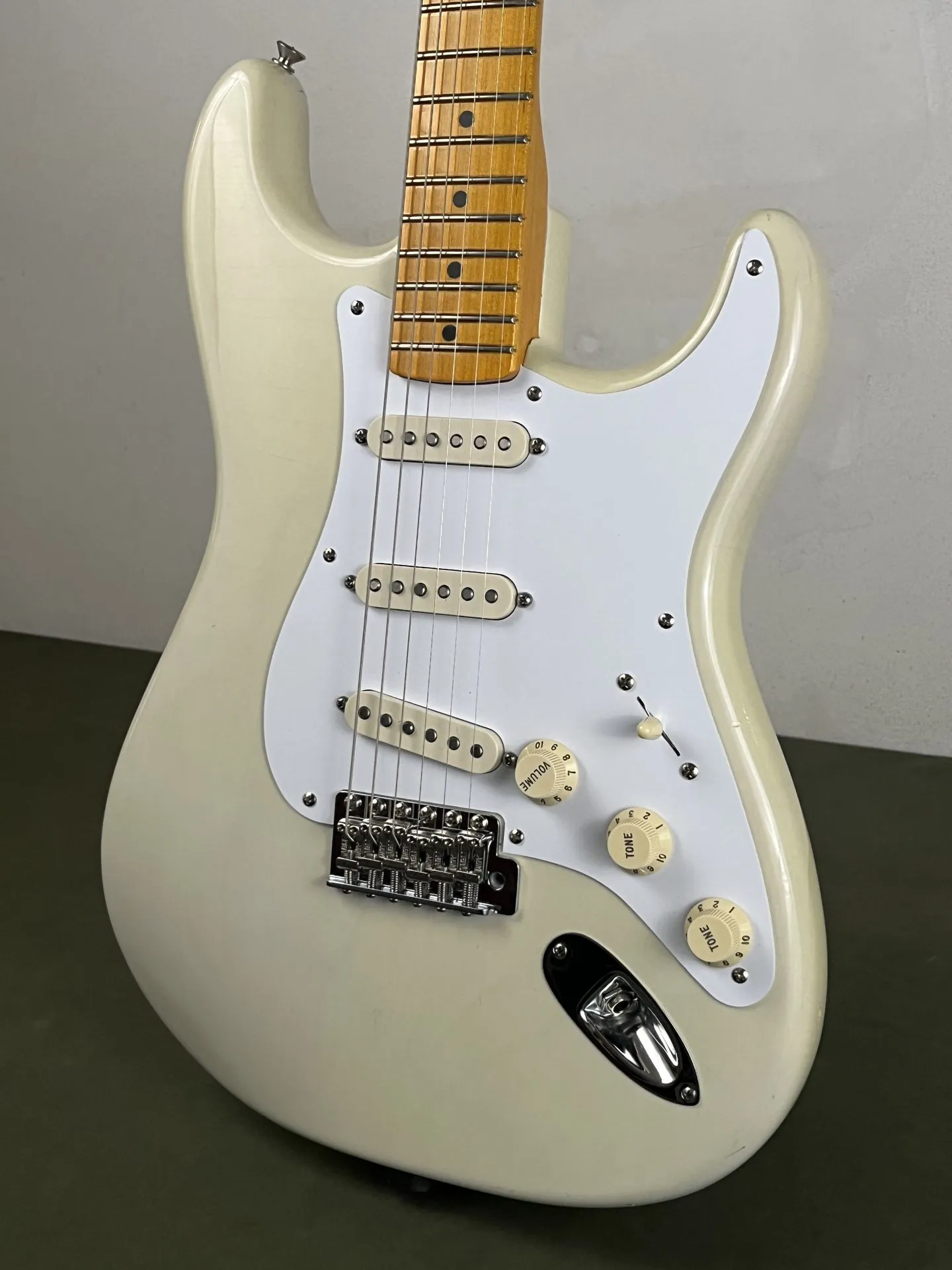 https://www.thestring.nl/web/image/product.image/5117/image_1920/