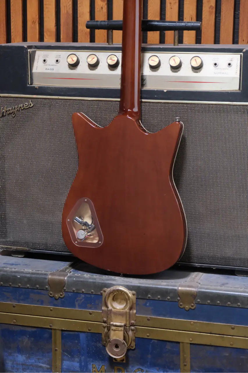 https://www.thestring.nl/web/image/product.image/844/image_1920/